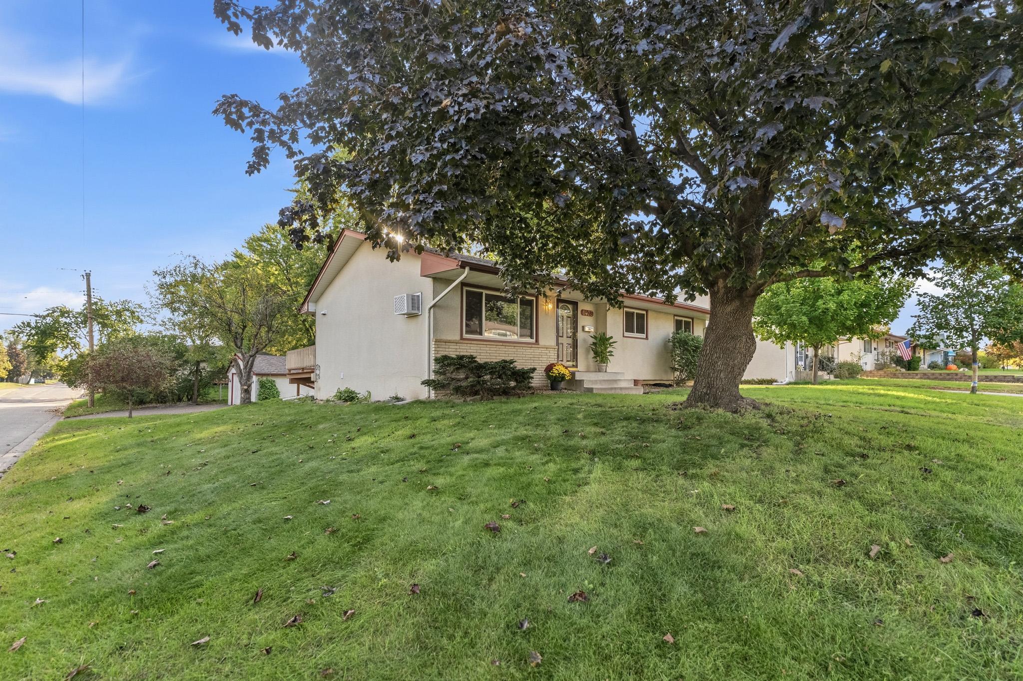 View of Residential at 1403 8th Avenue, South Saint Paul MN 55075, South Saint Paul (27 of 33) - Mike Wilen | Minnesota Team Real Estate
