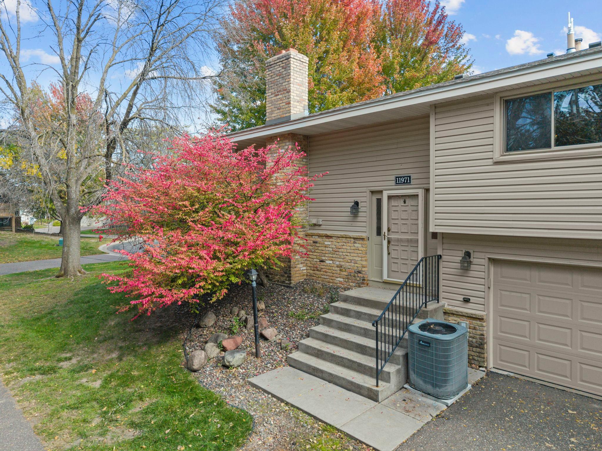 View of Residential at 11971 71st Avenue, Maple Grove MN 55369, Maple Grove (40 of 55) - Mike Wilen | Minnesota Team Real Estate