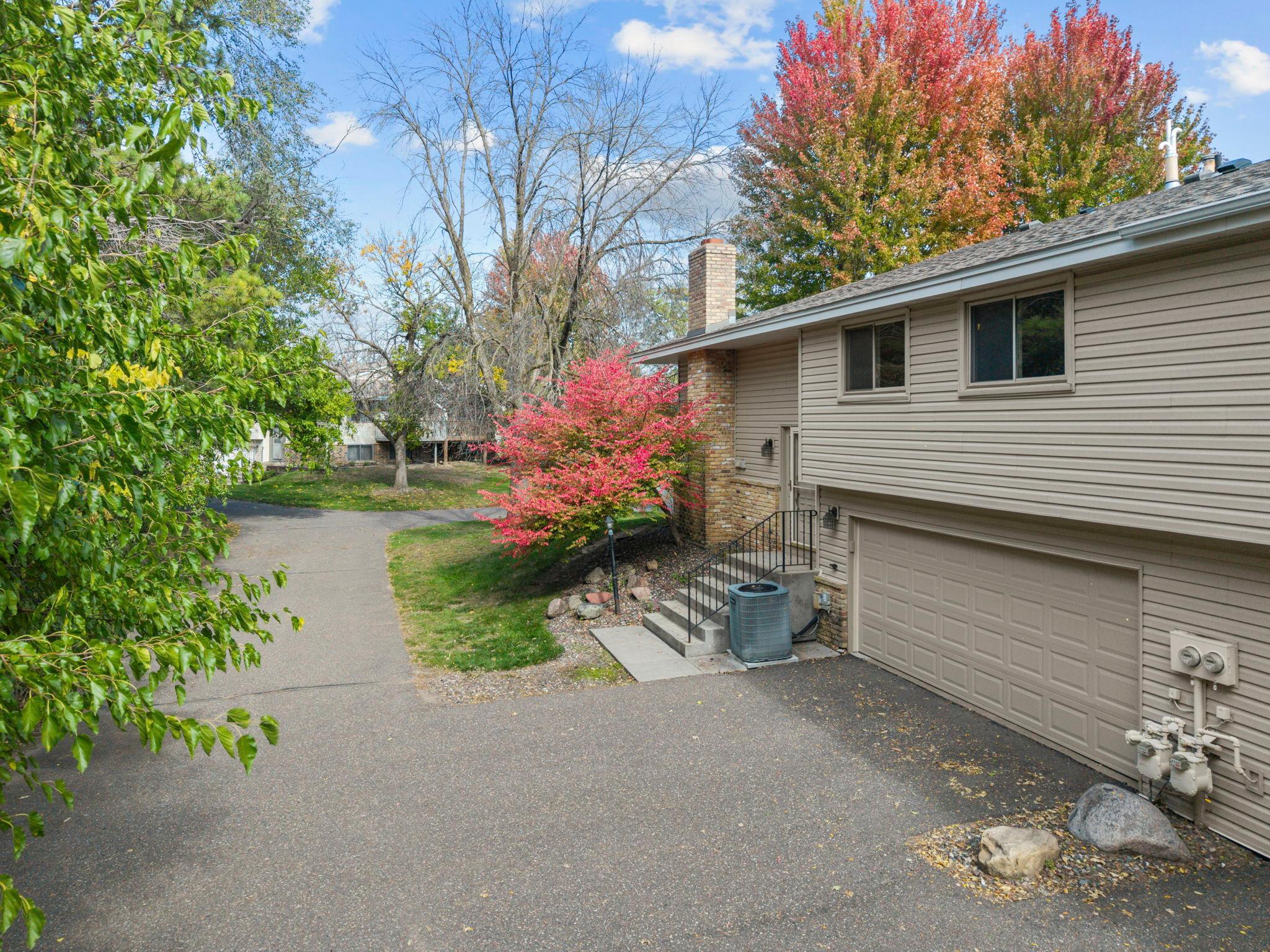 View of Residential at 11971 71st Avenue, Maple Grove MN 55369, Maple Grove (39 of 55) - Mike Wilen | Minnesota Team Real Estate