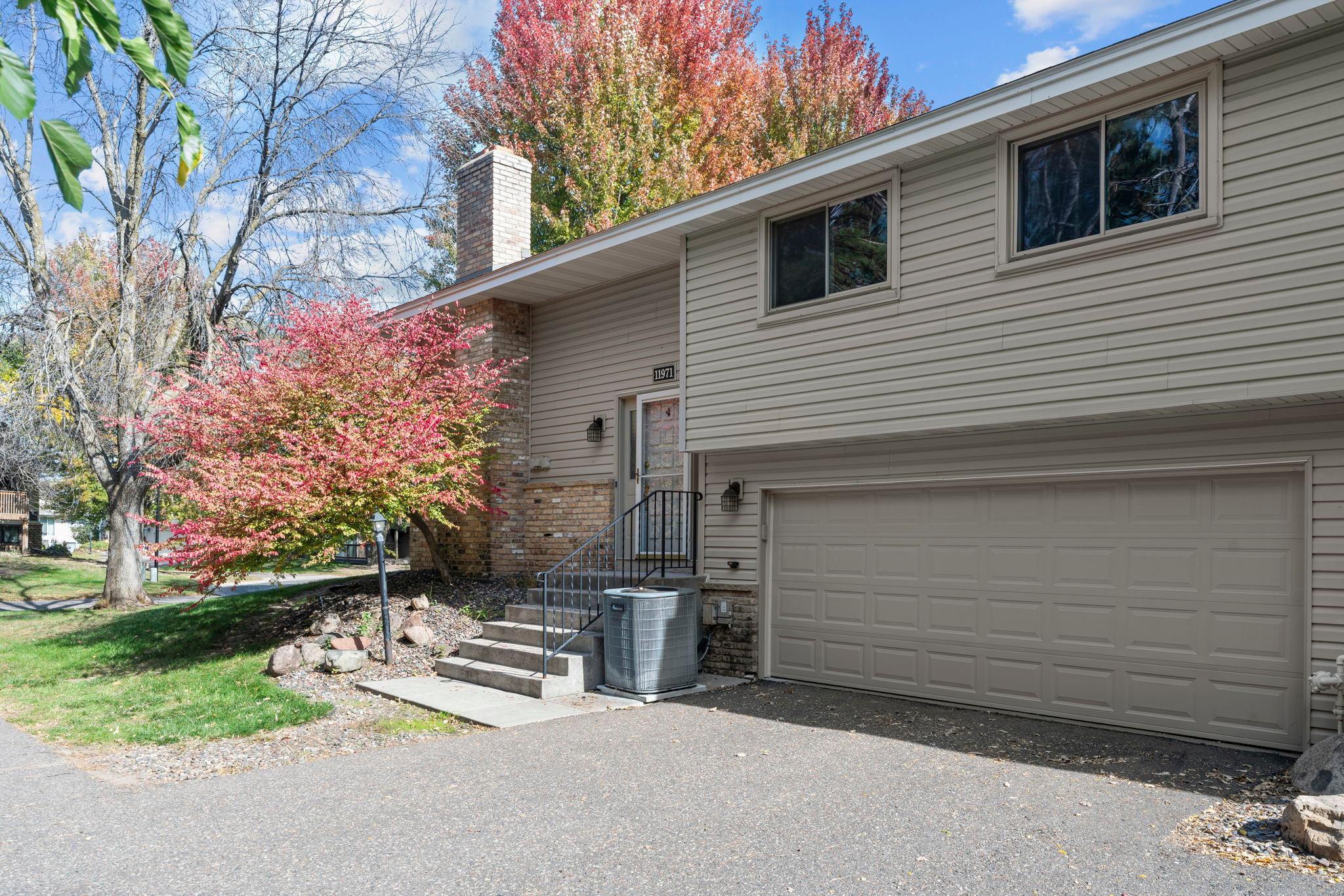 View of Residential at 11971 71st Avenue, Maple Grove MN 55369, Maple Grove (36 of 55) - Mike Wilen | Minnesota Team Real Estate