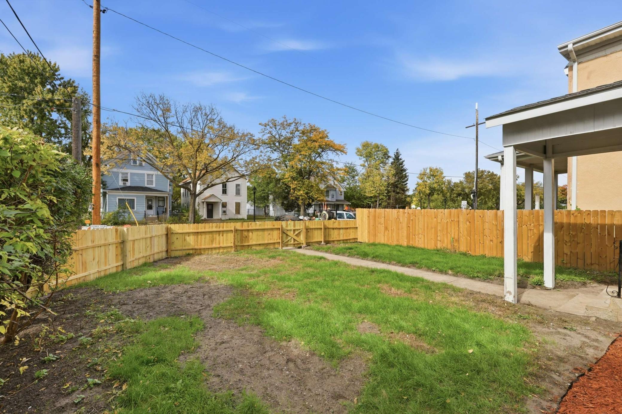 View of Residential at 2533 Cedar Avenue, Minneapolis MN 55404, Minneapolis (24 of 35) - Mike Wilen | Minnesota Team Real Estate