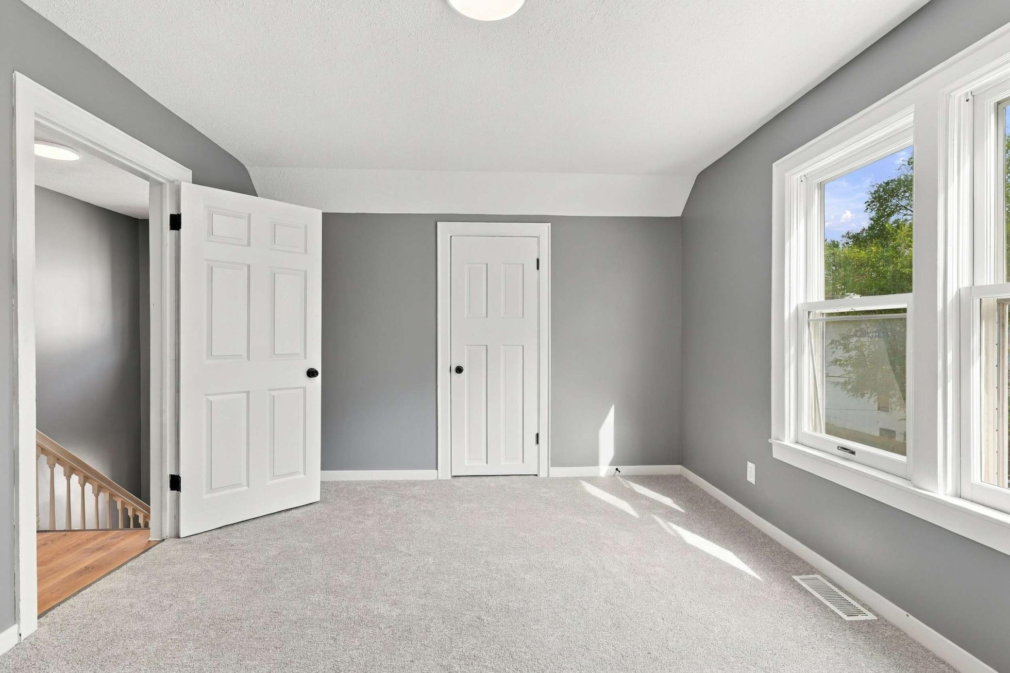 View of Residential at 2533 Cedar Avenue, Minneapolis MN 55404, Minneapolis (14 of 35) - Mike Wilen | Minnesota Team Real Estate