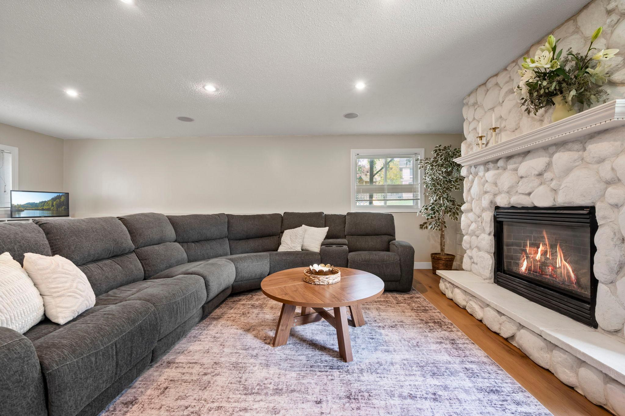 View of Residential at 6982 Carlyle Road, Woodbury MN 55125, Woodbury (29 of 53) - Mike Wilen | Minnesota Team Real Estate