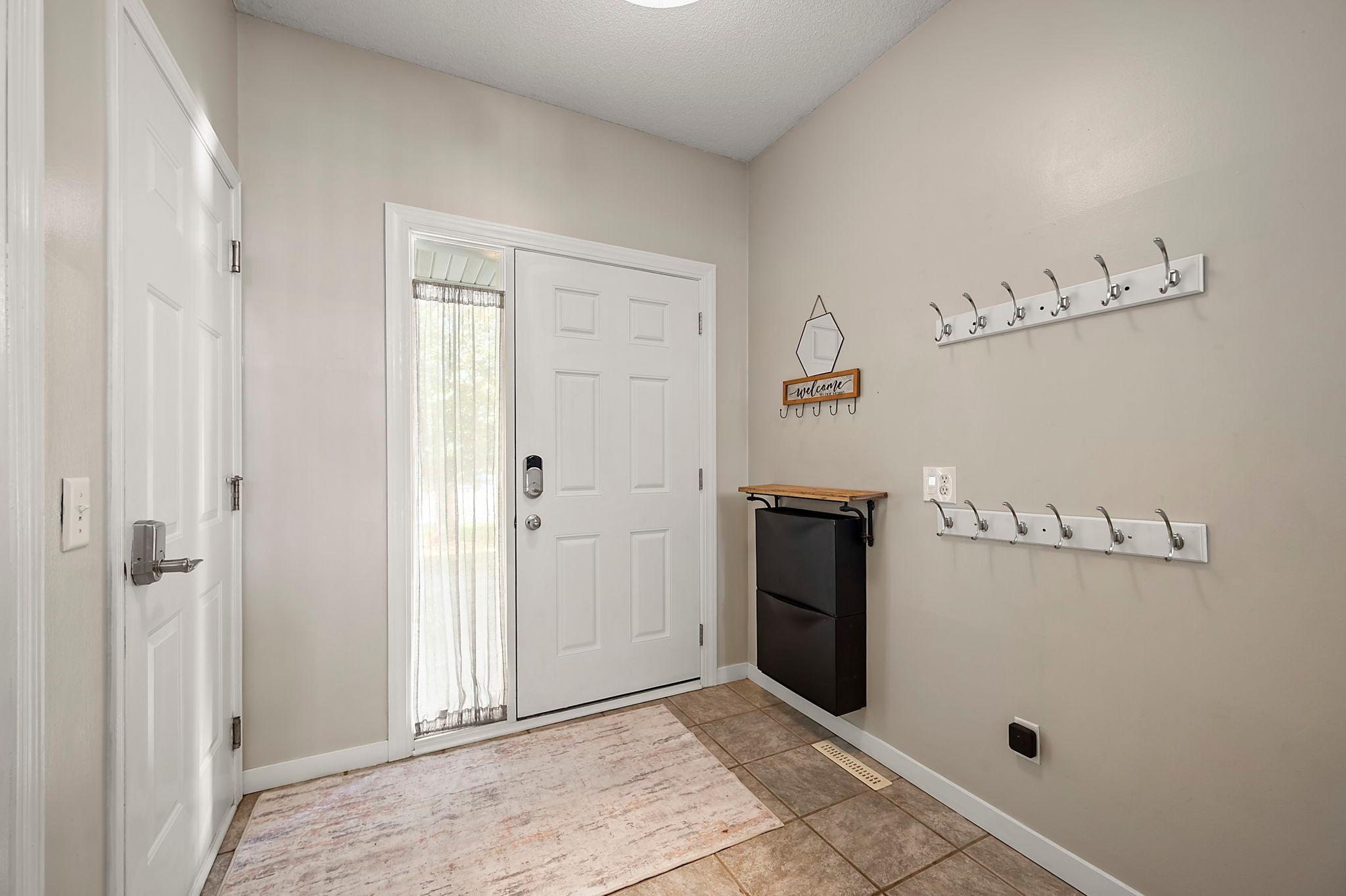 View of Residential at 6982 Carlyle Road, Woodbury MN 55125, Woodbury (5 of 53) - Mike Wilen | Minnesota Team Real Estate