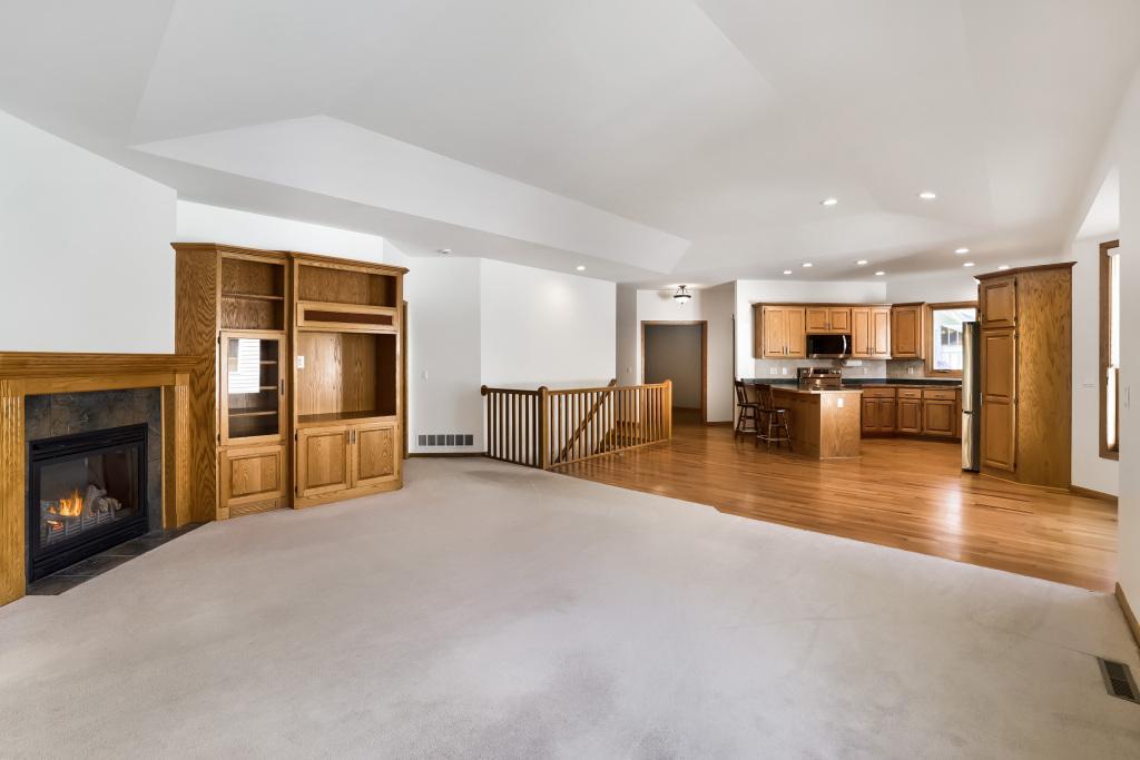View of Residential at 9224 Blackoaks Lane, Maple Grove MN 55311, Maple Grove (6 of 44) - Mike Wilen | Minnesota Team Real Estate