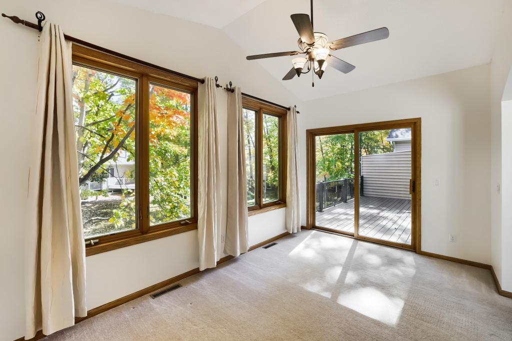View of Residential at 9224 Blackoaks Lane, Maple Grove MN 55311, Maple Grove (19 of 44) - Mike Wilen | Minnesota Team Real Estate