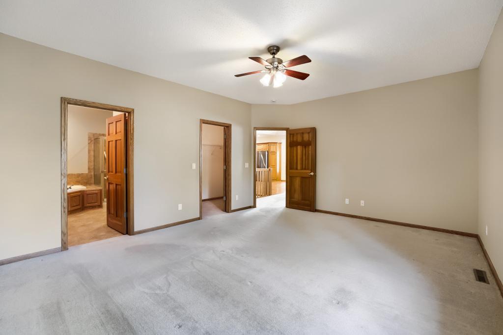 View of Residential at 9224 Blackoaks Lane, Maple Grove MN 55311, Maple Grove (21 of 44) - Mike Wilen | Minnesota Team Real Estate