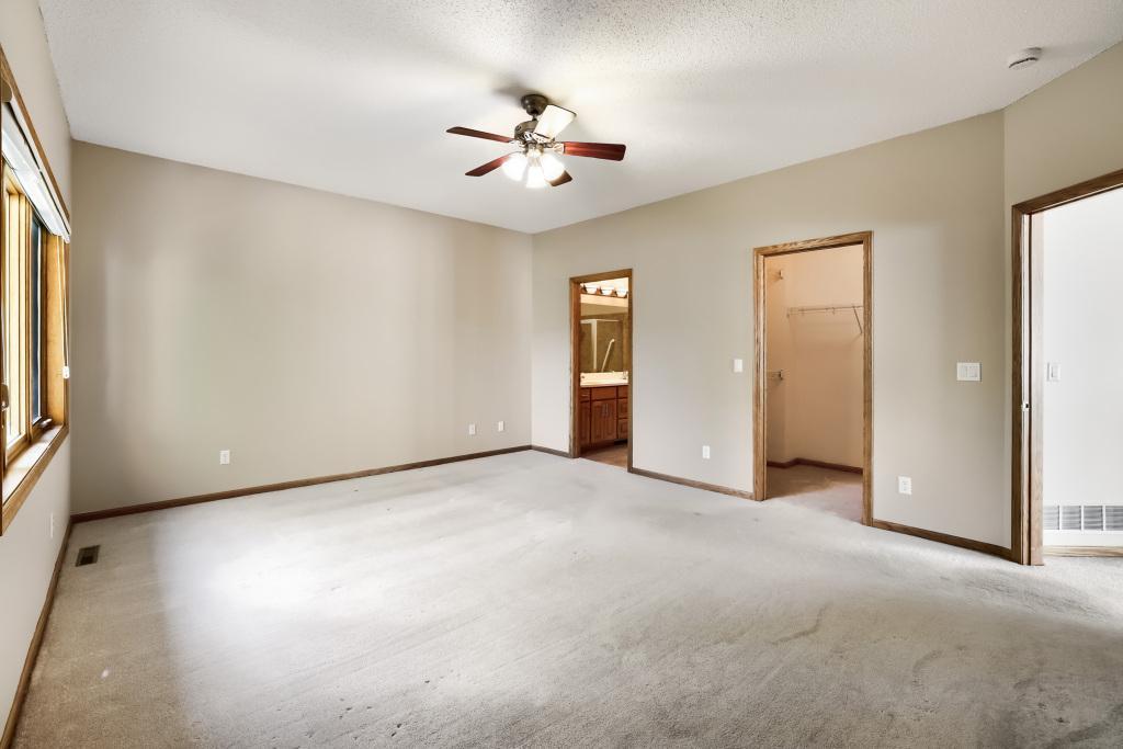 View of Residential at 9224 Blackoaks Lane, Maple Grove MN 55311, Maple Grove (20 of 44) - Mike Wilen | Minnesota Team Real Estate