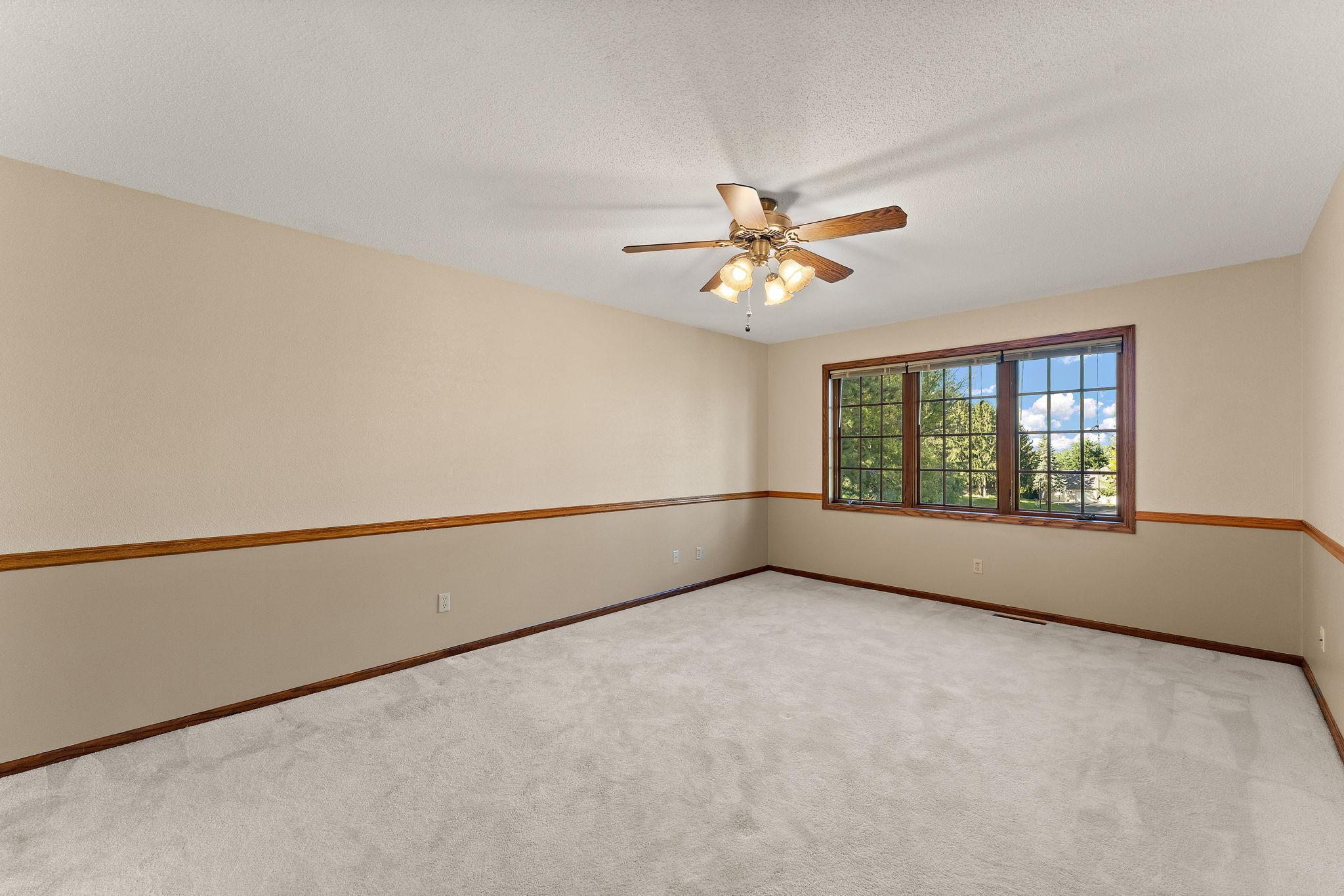 View of Residential at 1289 Donegal Bay, Woodbury MN 55125, Woodbury (45 of 61) - Mike Wilen | Minnesota Team Real Estate