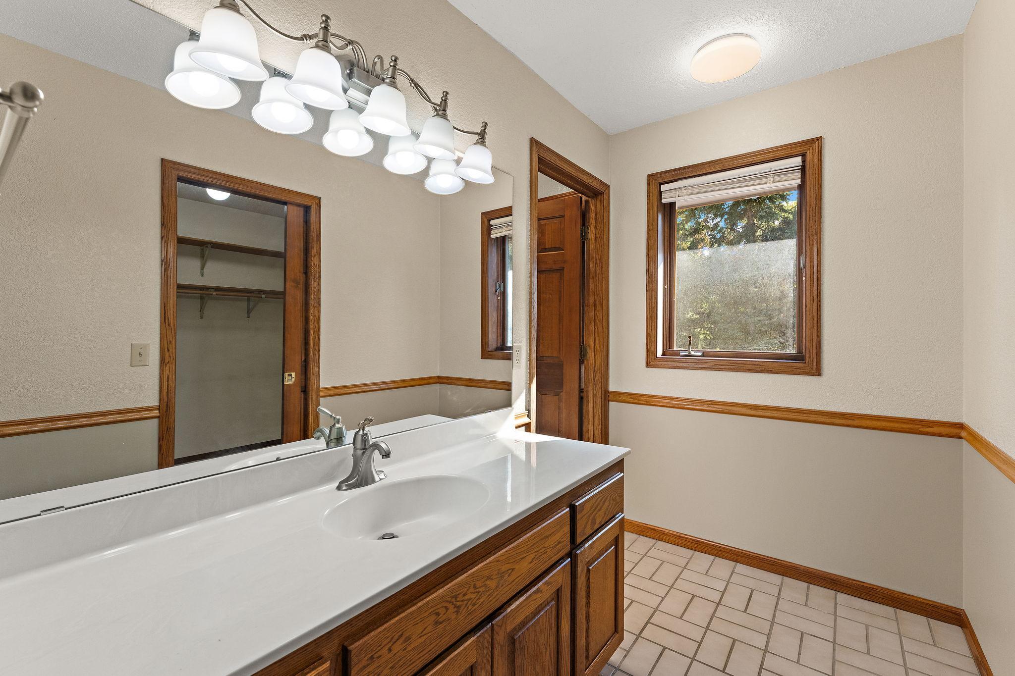 View of Residential at 1289 Donegal Bay, Woodbury MN 55125, Woodbury (34 of 61) - Mike Wilen | Minnesota Team Real Estate