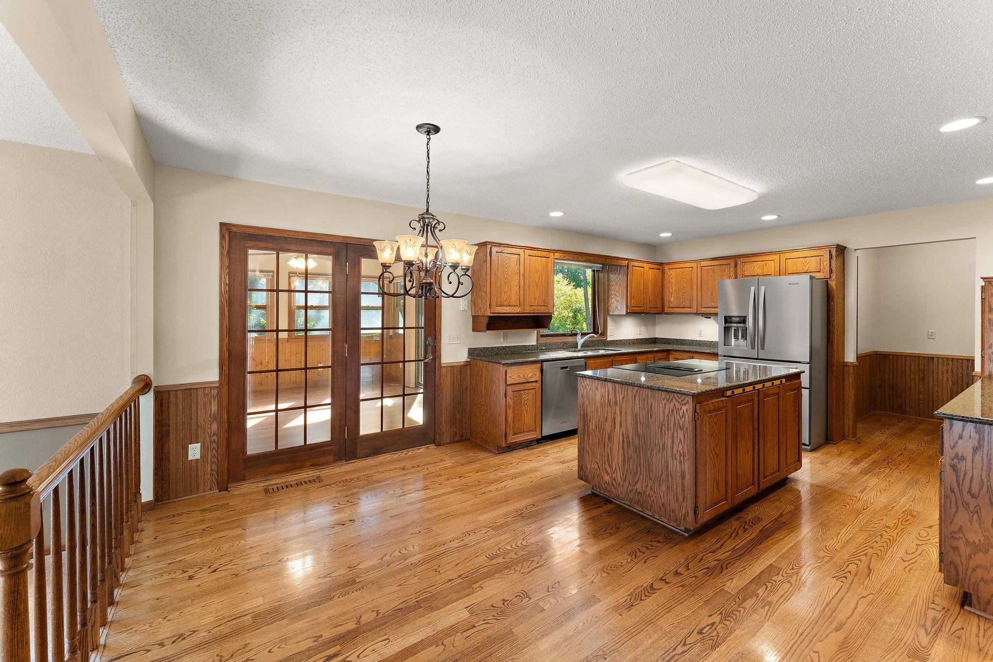 View of Residential at 1289 Donegal Bay, Woodbury MN 55125, Woodbury (27 of 61) - Mike Wilen | Minnesota Team Real Estate
