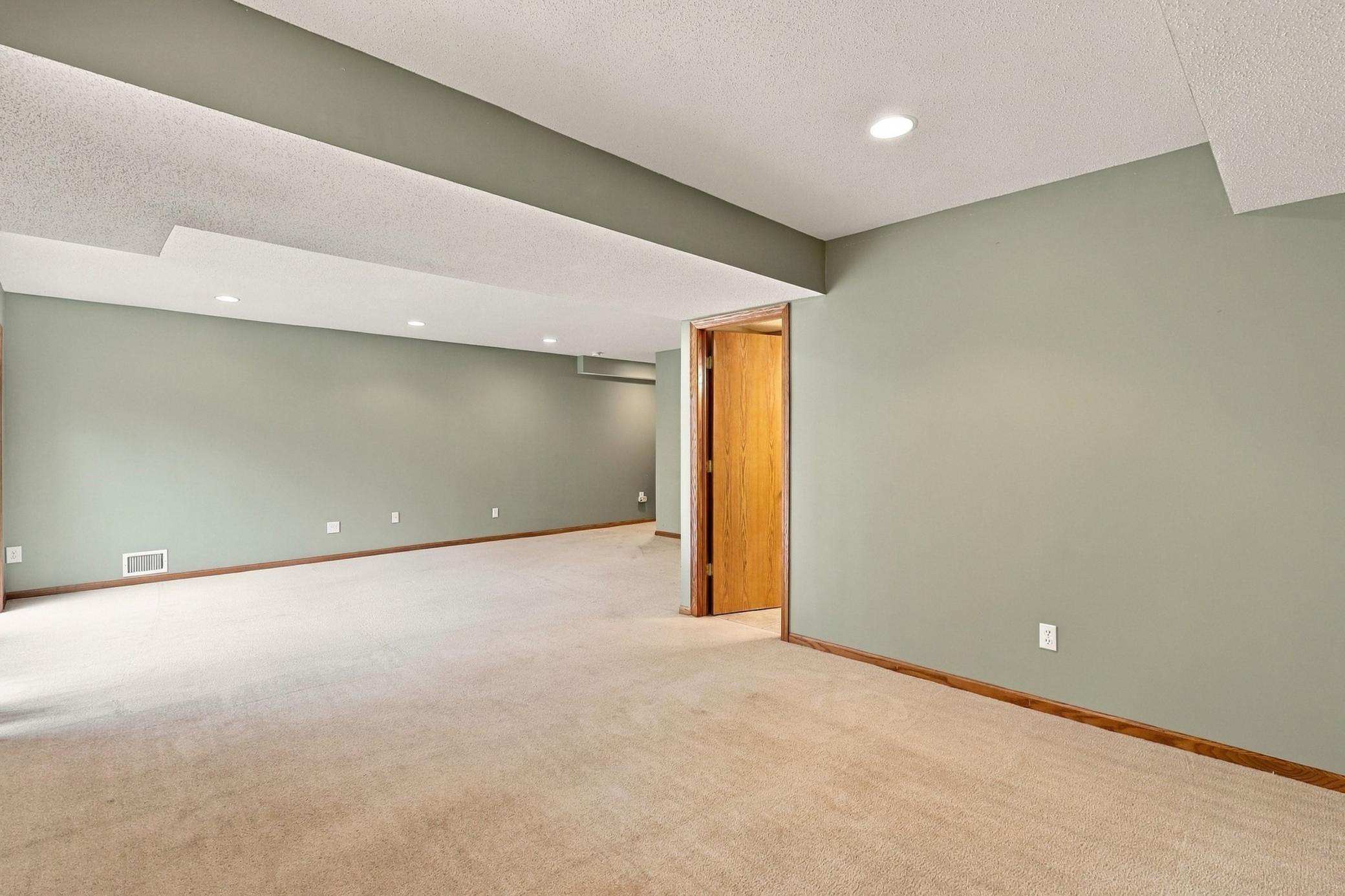 View of Residential at 15599 Cherry Path, Rosemount MN 55068, Rosemount (23 of 27) - Mike Wilen | Minnesota Team Real Estate
