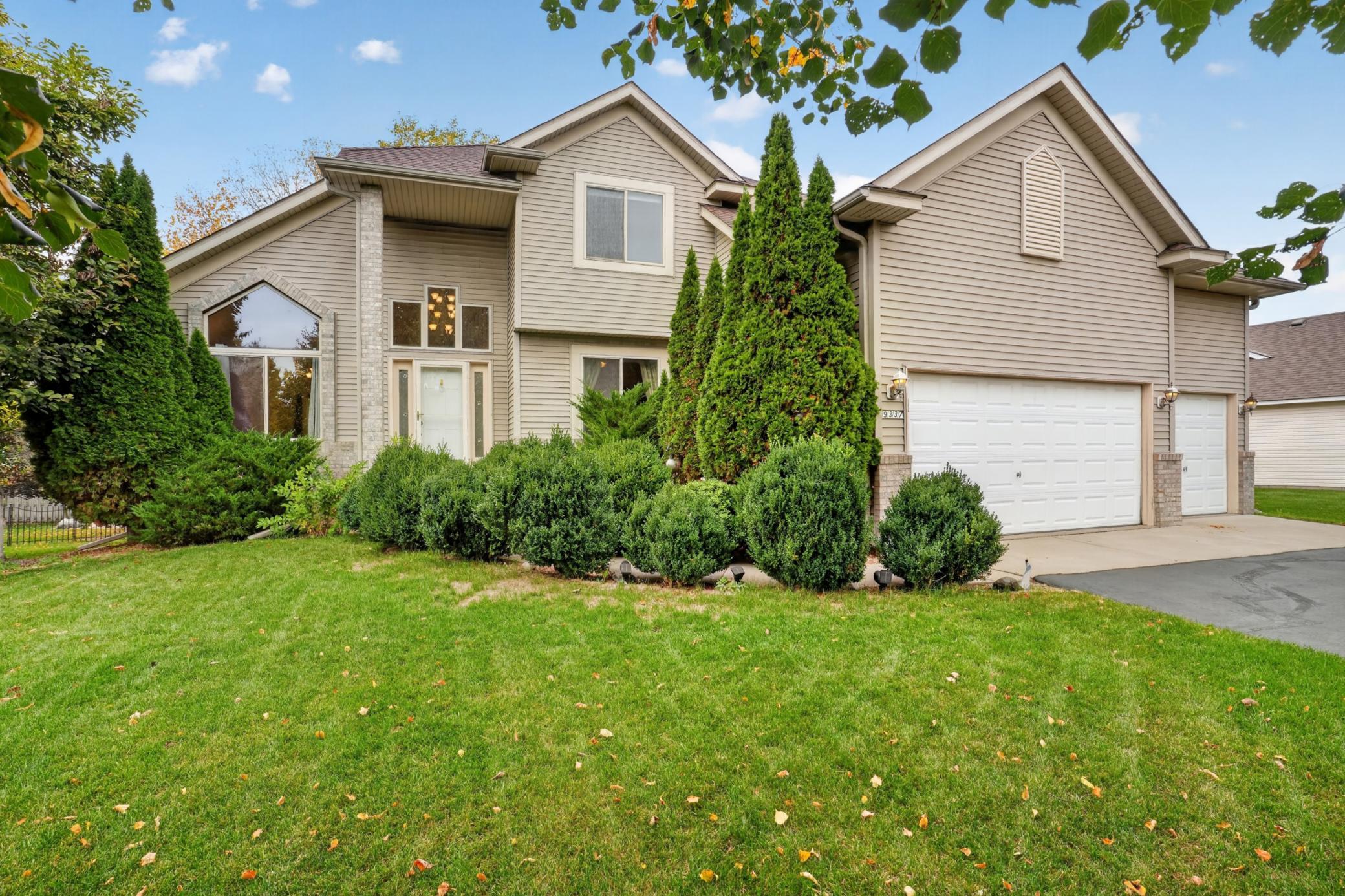 View of Single Family at 9337 Austrian Pine Avenue, Brooklyn Park - Mike Wilen | Minnesota Team Real Estate