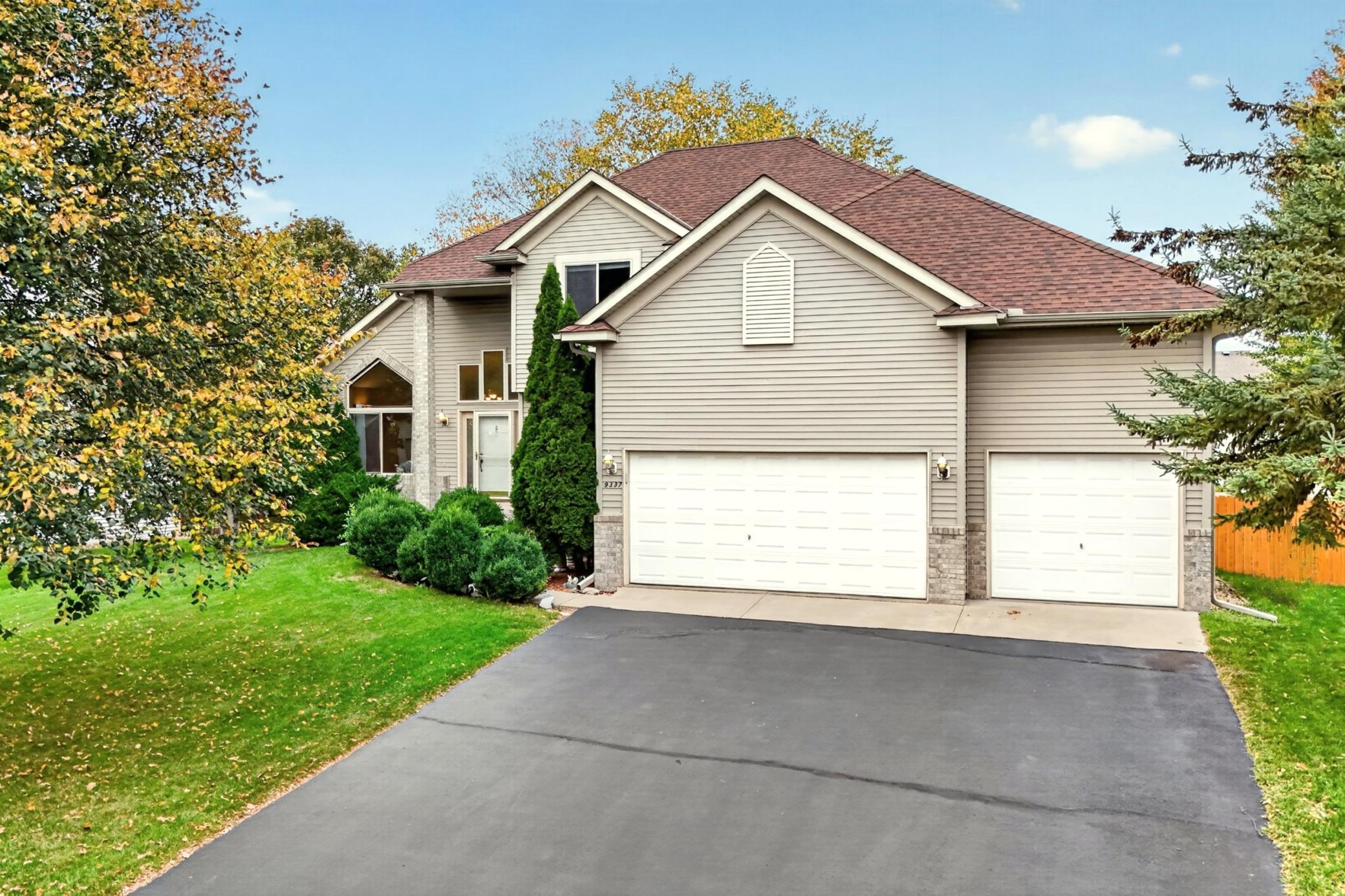 View of Residential at 9337 Austrian Pine Avenue, Brooklyn Park MN 55443, Brooklyn Park (4 of 54) - Mike Wilen | Minnesota Team Real Estate
