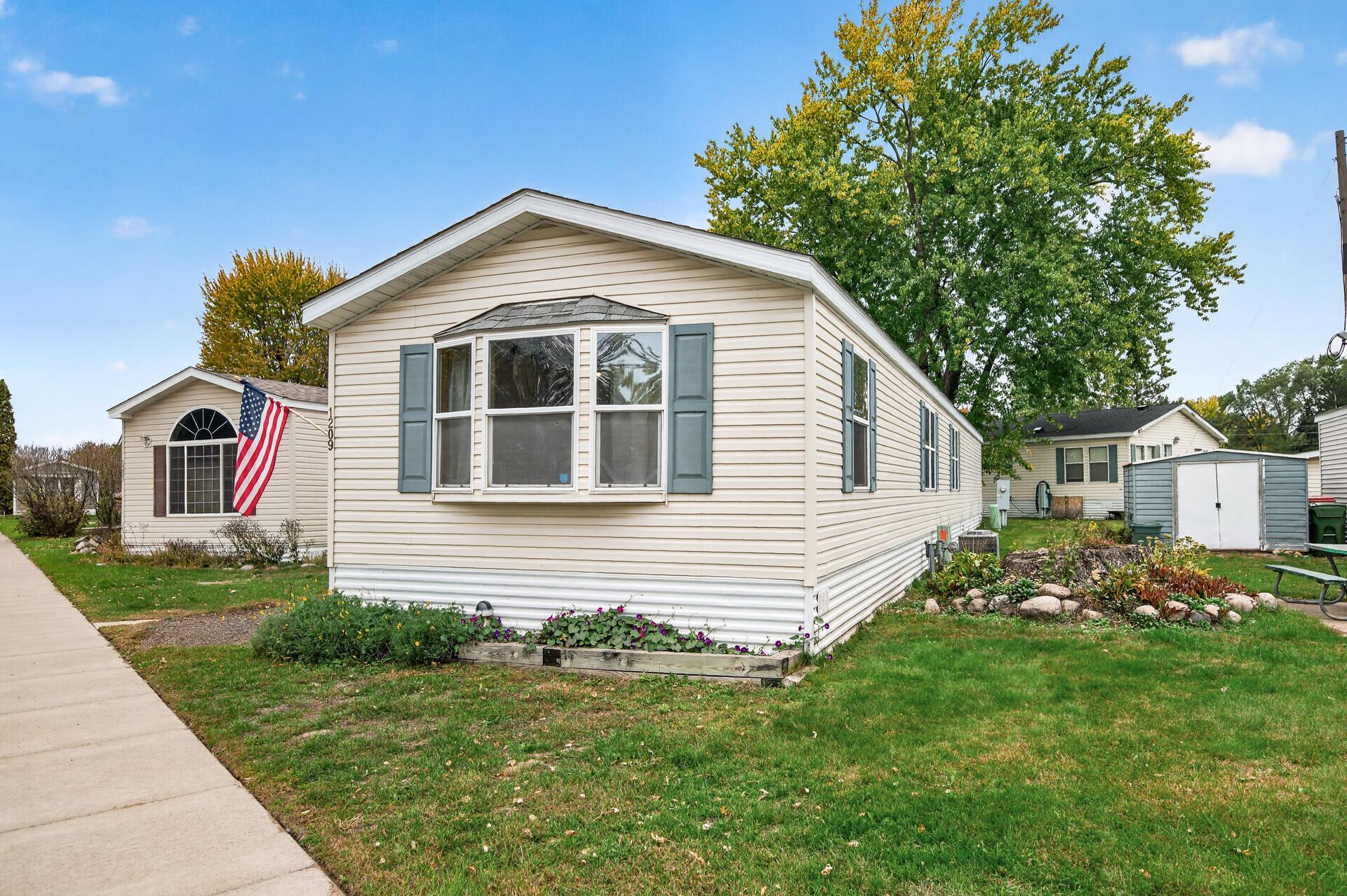 View of Residential at 1209 104th Lane, Blaine MN 55434, Blaine (26 of 29) - Mike Wilen | Minnesota Team Real Estate