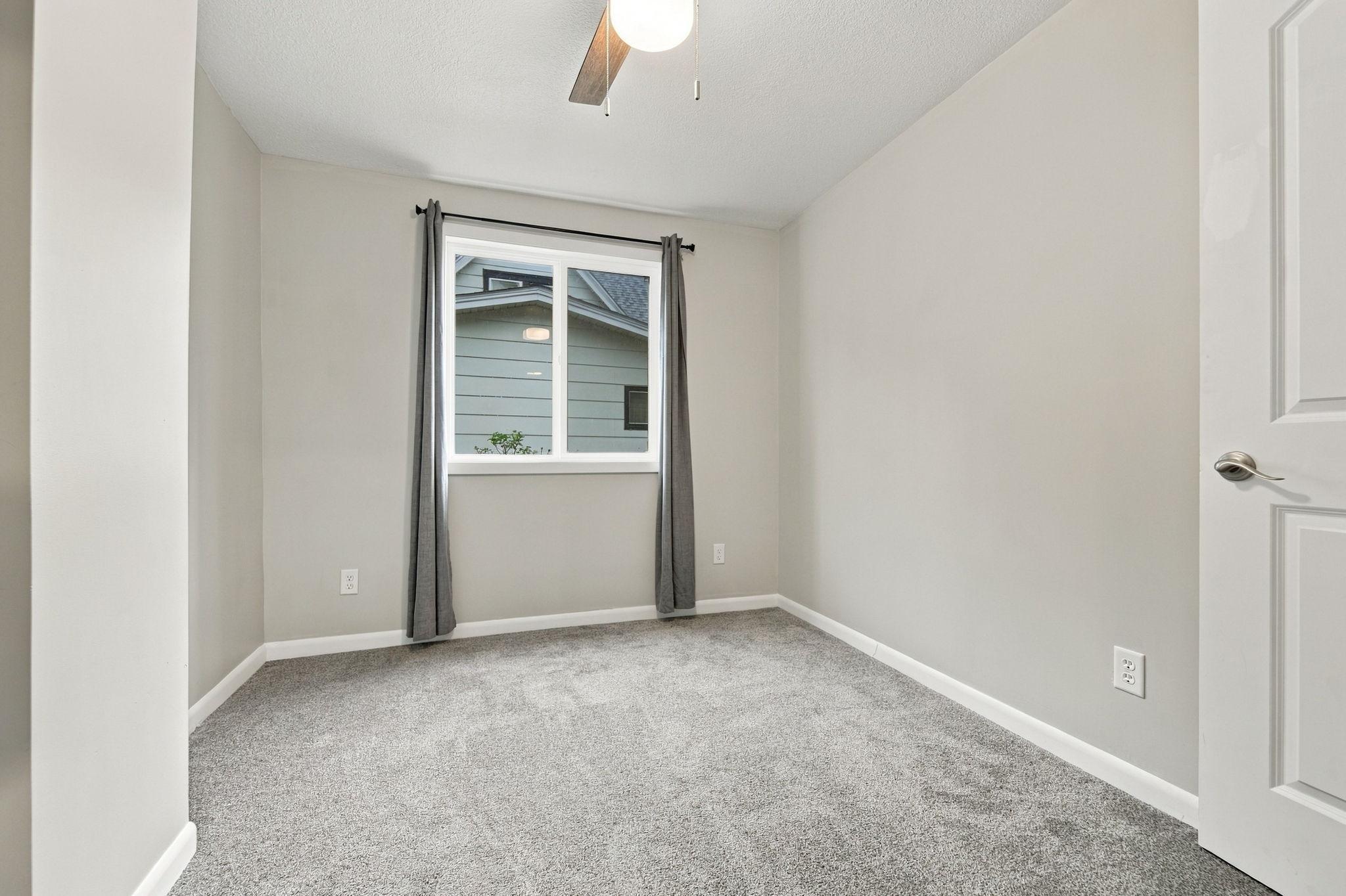 View of Residential at 956 Humboldt Avenue, West Saint Paul MN 55118, West Saint Paul (19 of 32) - Mike Wilen | Minnesota Team Real Estate