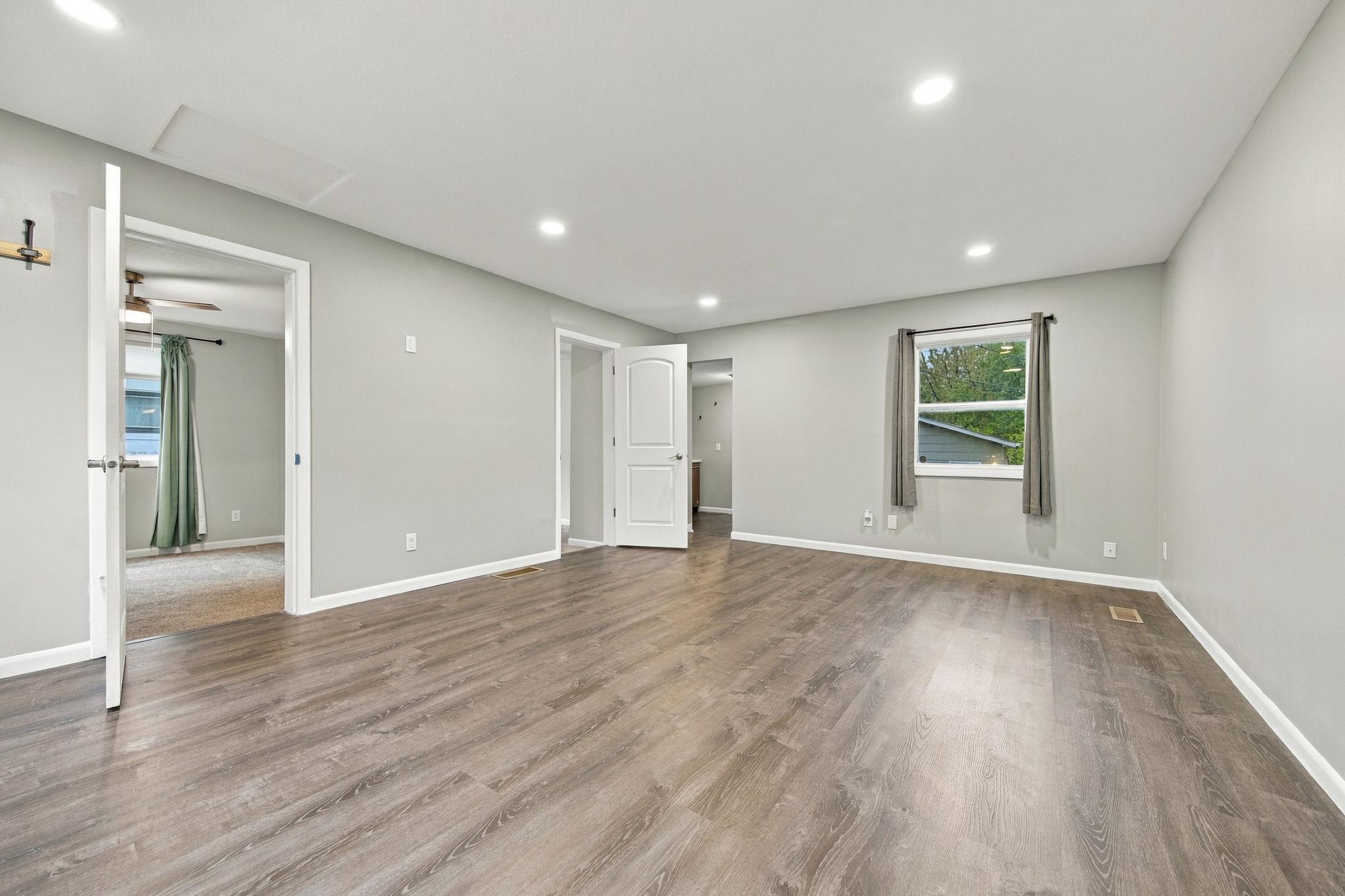 View of Residential at 956 Humboldt Avenue, West Saint Paul MN 55118, West Saint Paul (13 of 32) - Mike Wilen | Minnesota Team Real Estate