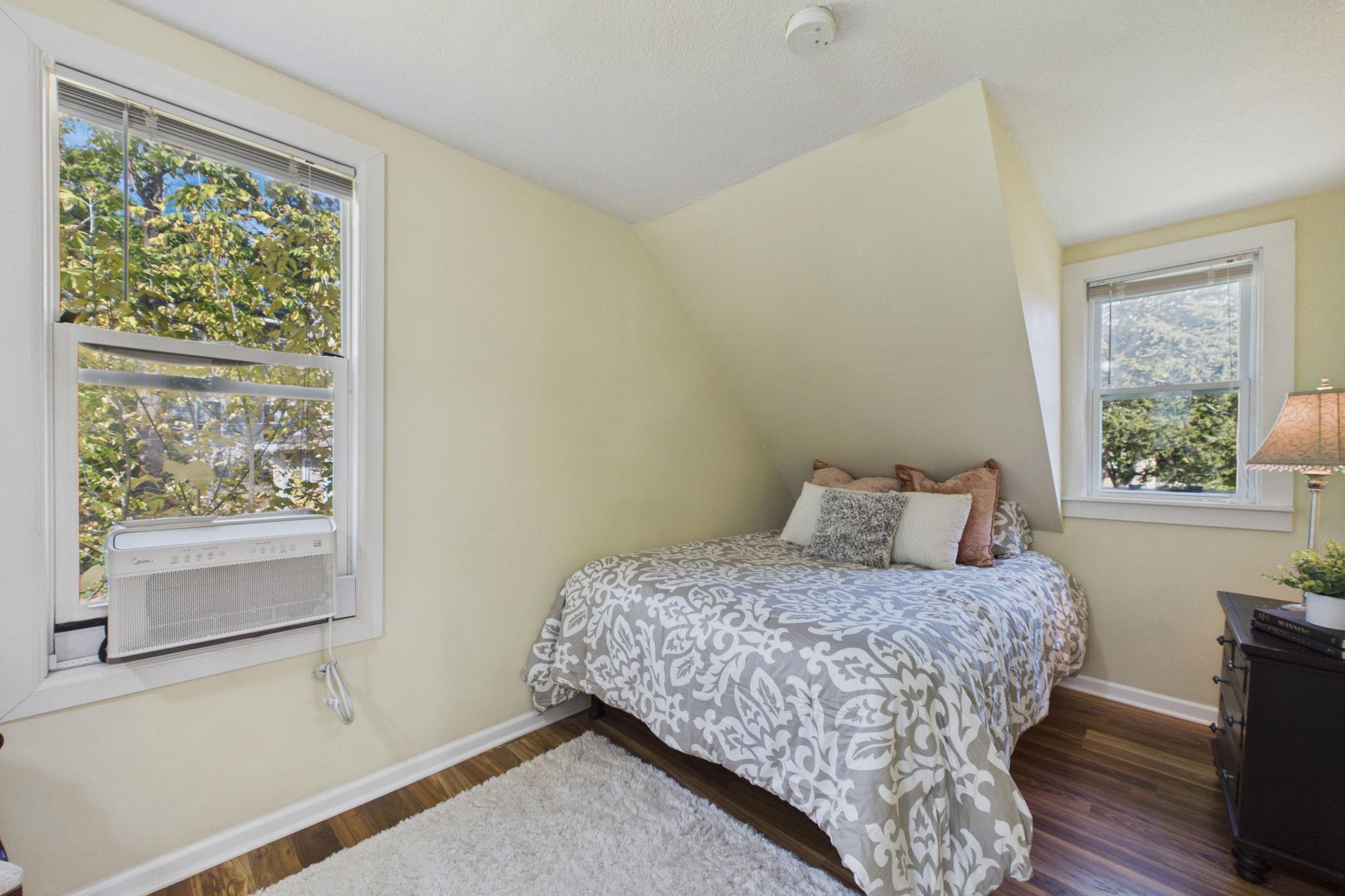 View of Residential at 3501 Queen Avenue, Minneapolis MN 55412, Minneapolis (20 of 27) - Mike Wilen | Minnesota Team Real Estate