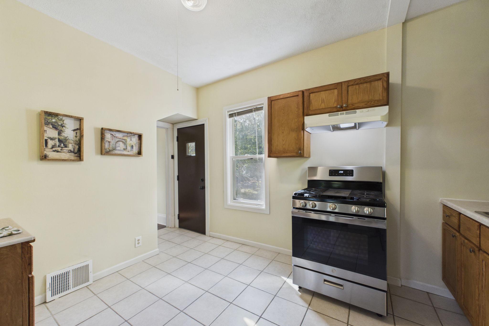 View of Residential at 3501 Queen Avenue, Minneapolis MN 55412, Minneapolis (16 of 27) - Mike Wilen | Minnesota Team Real Estate