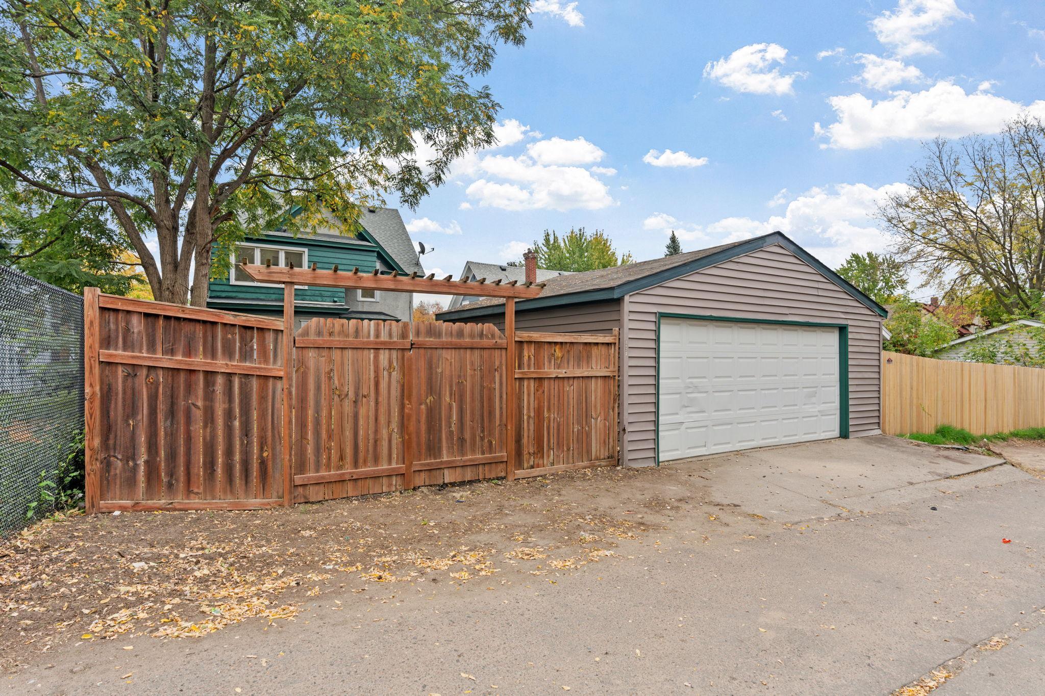 View of Residential at 3820 Elliot Avenue, Minneapolis MN 55407, Minneapolis (49 of 54) - Mike Wilen | Minnesota Team Real Estate
