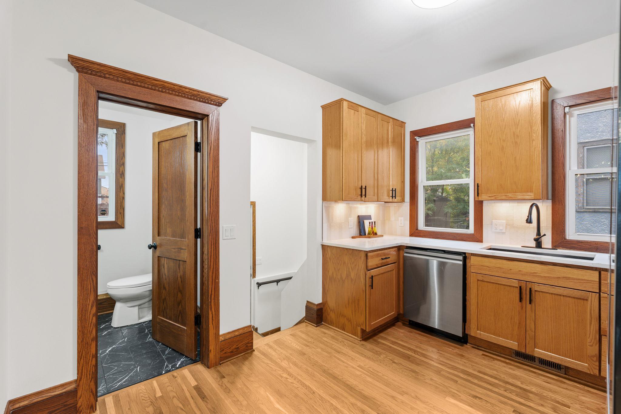 View of Residential at 3820 Elliot Avenue, Minneapolis MN 55407, Minneapolis (20 of 54) - Mike Wilen | Minnesota Team Real Estate