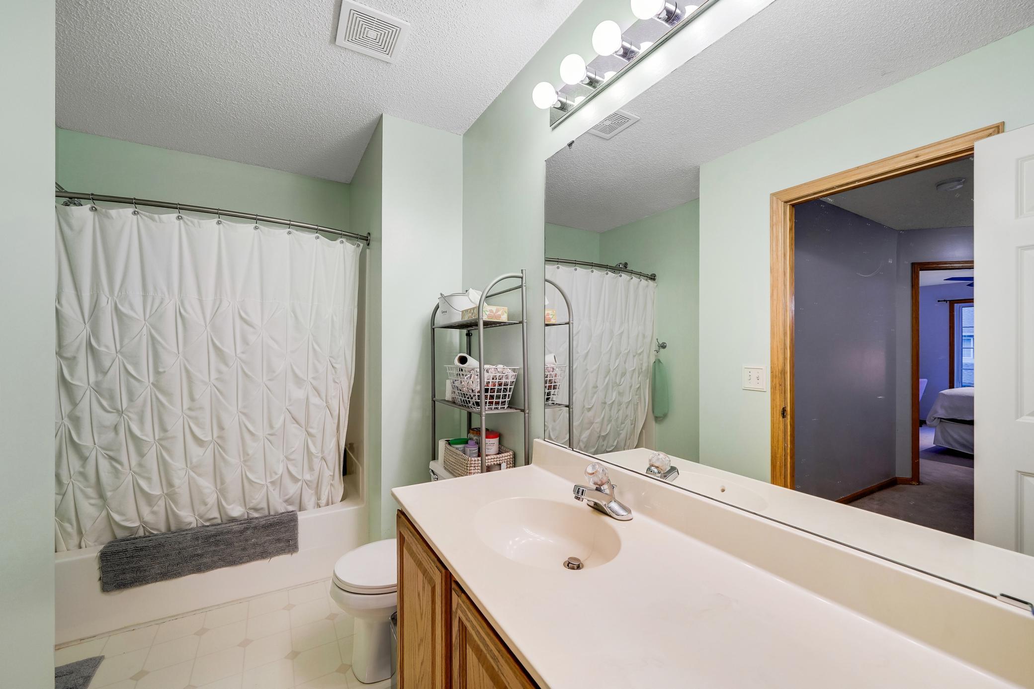 View of Residential at 9823 Hamlet Lane, Cottage Grove MN 55016, Cottage Grove (23 of 36) - Mike Wilen | Minnesota Team Real Estate