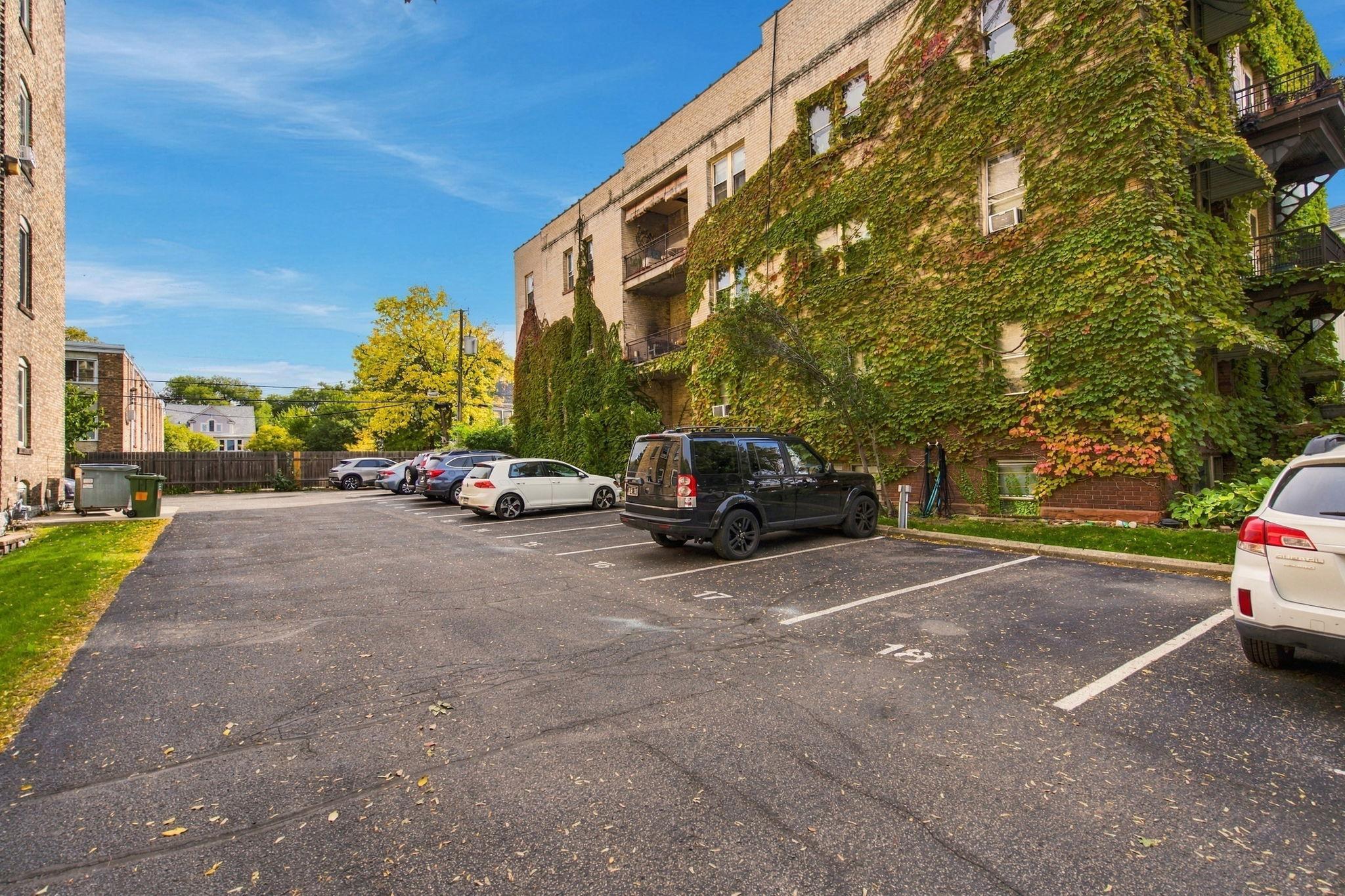 View of Residential at 2421 Emerson Avenue #103, Minneapolis MN 55405, Minneapolis (28 of 30) - Mike Wilen | Minnesota Team Real Estate