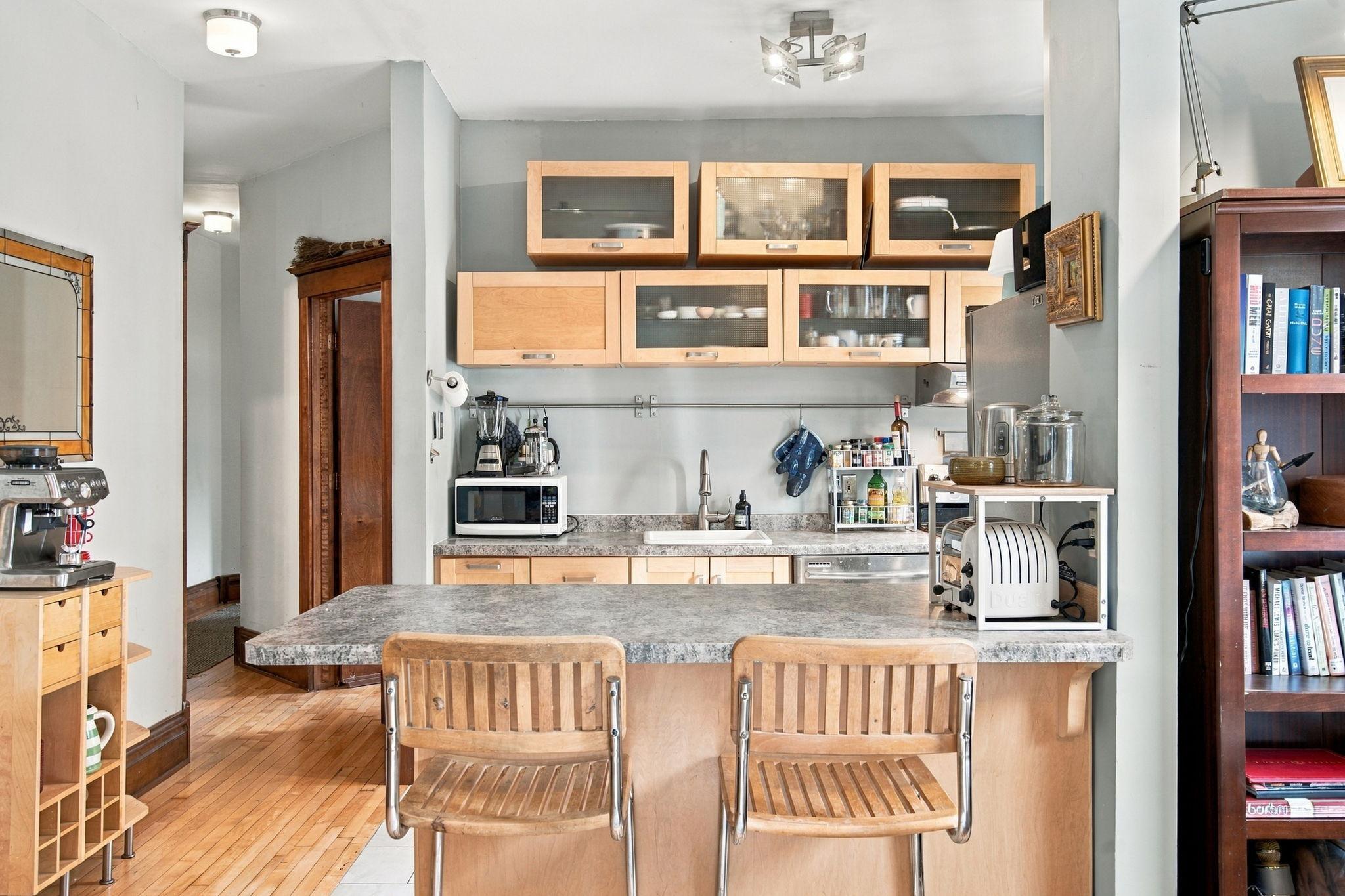View of Residential at 2421 Emerson Avenue #103, Minneapolis MN 55405, Minneapolis (10 of 30) - Mike Wilen | Minnesota Team Real Estate