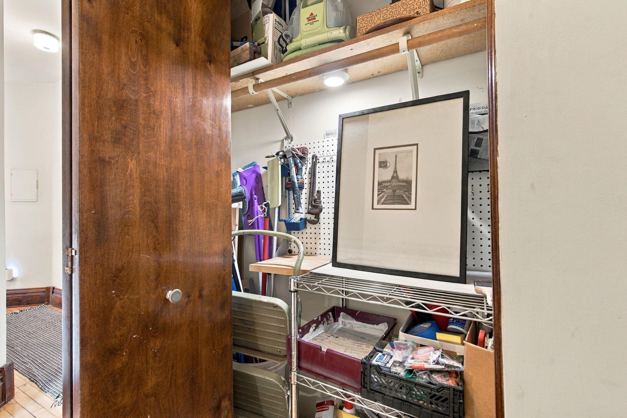 View of Residential at 2421 Emerson Avenue #103, Minneapolis MN 55405, Minneapolis (21 of 30) - Mike Wilen | Minnesota Team Real Estate