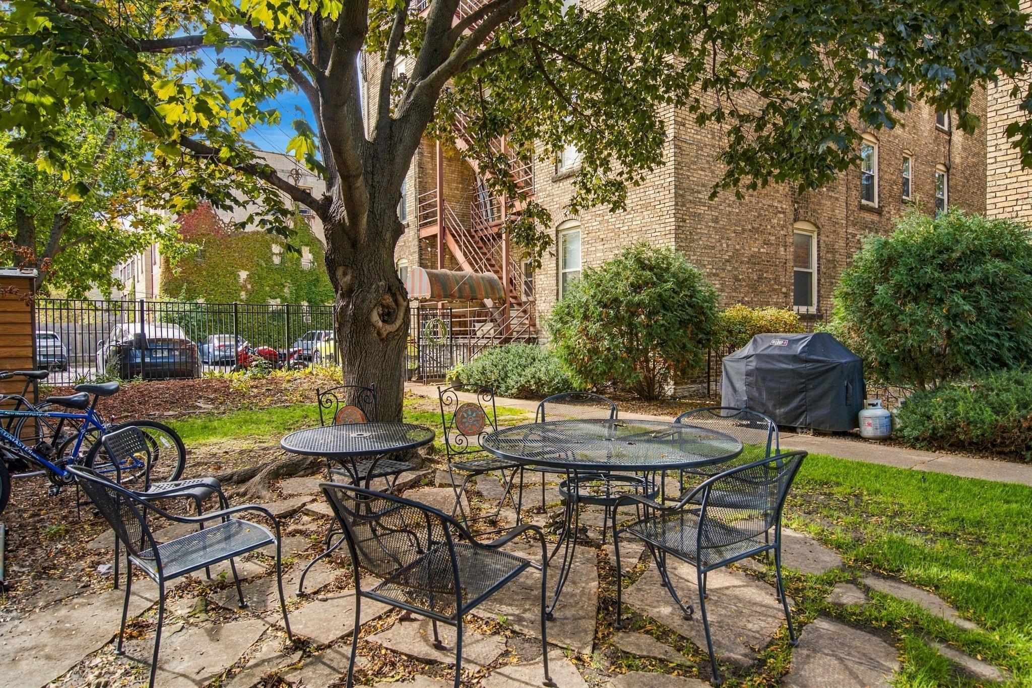 View of Residential at 2421 Emerson Avenue #103, Minneapolis MN 55405, Minneapolis (26 of 30) - Mike Wilen | Minnesota Team Real Estate