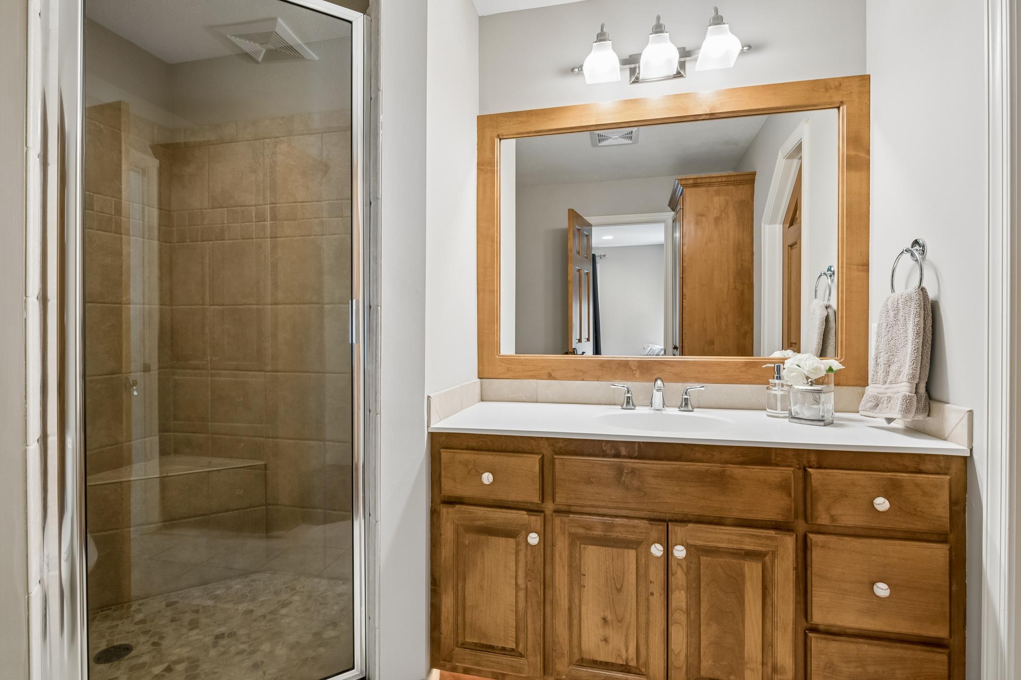 View of Residential at 14030 Stonegate Lane, Minnetonka MN 55345, Minnetonka (30 of 41) - Mike Wilen | Minnesota Team Real Estate