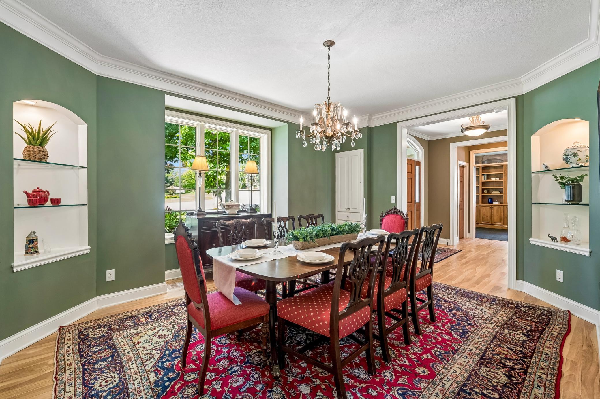 View of Residential at 14030 Stonegate Lane, Minnetonka MN 55345, Minnetonka (7 of 41) - Mike Wilen | Minnesota Team Real Estate