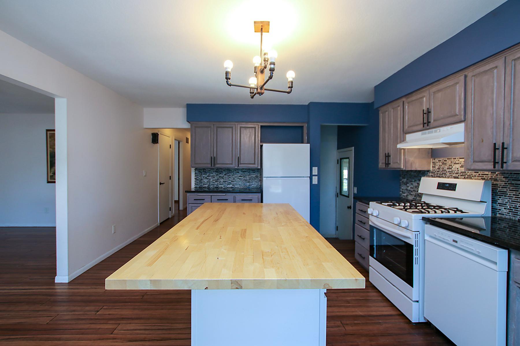 View of Residential at 508 Main Street, Winthrop MN 55396, Winthrop (8 of 31) - Mike Wilen | Minnesota Team Real Estate