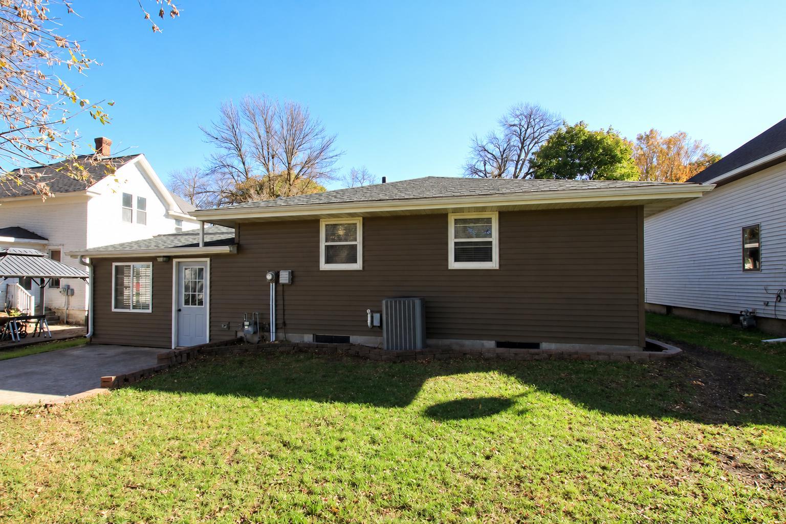 View of Residential at 508 Main Street, Winthrop MN 55396, Winthrop (22 of 31) - Mike Wilen | Minnesota Team Real Estate