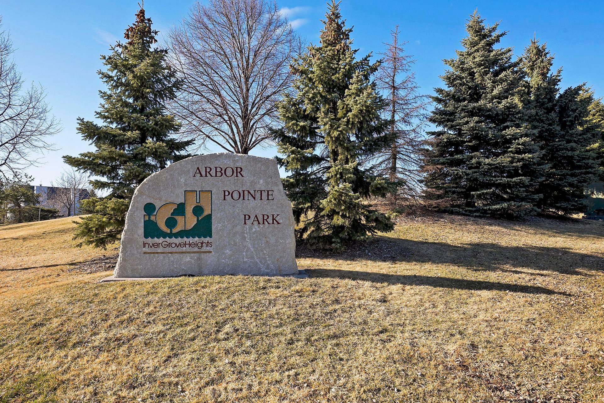 View of Residential at 8588 Brinkley Lane, Inver Grove Heights MN 55076, Inver Grove Heights (14 of 18) - Mike Wilen | Minnesota Team Real Estate
