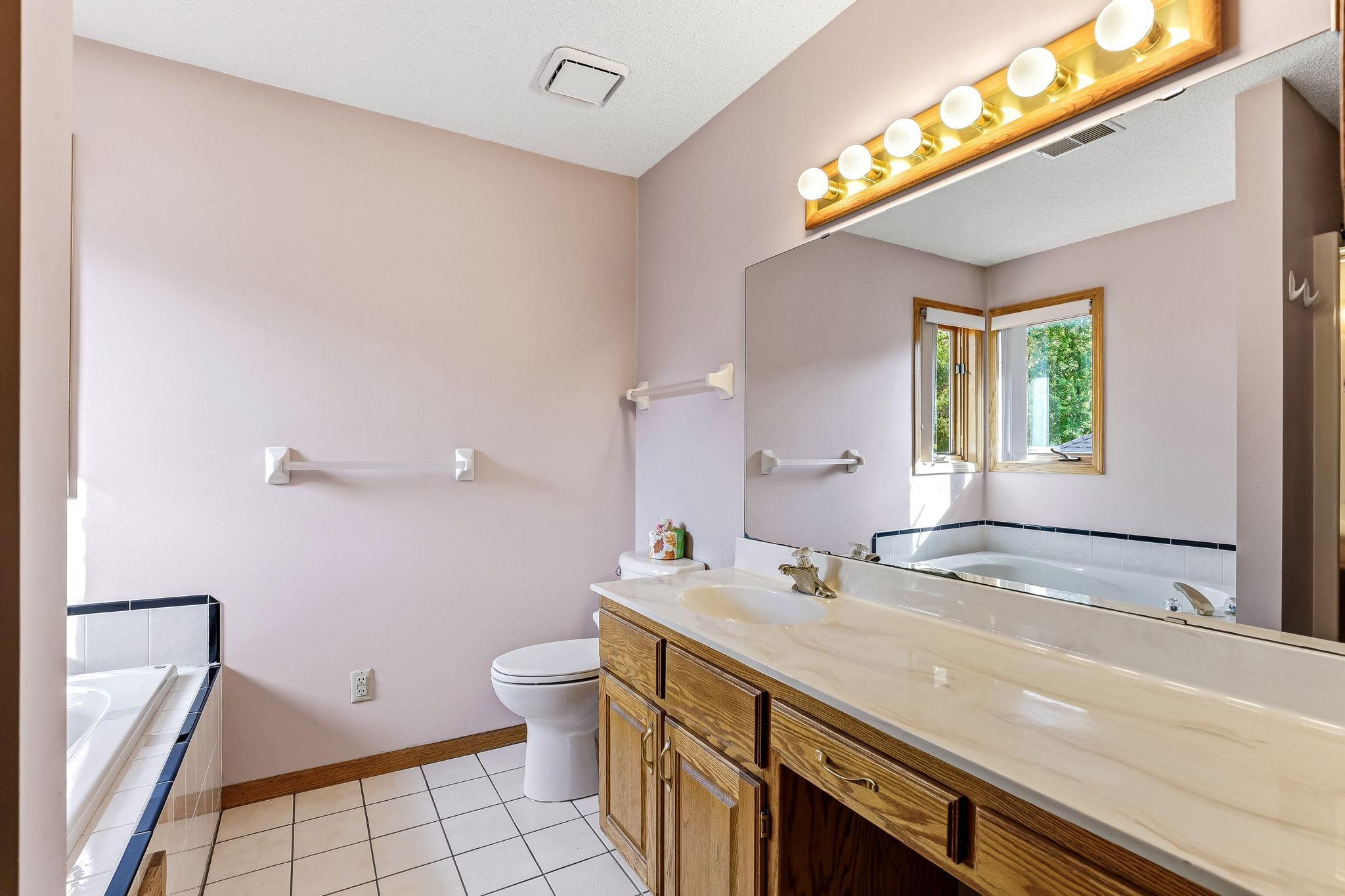 View of Residential at 3043 Walter Street, Maplewood MN 55109, Maplewood (23 of 50) - Mike Wilen | Minnesota Team Real Estate