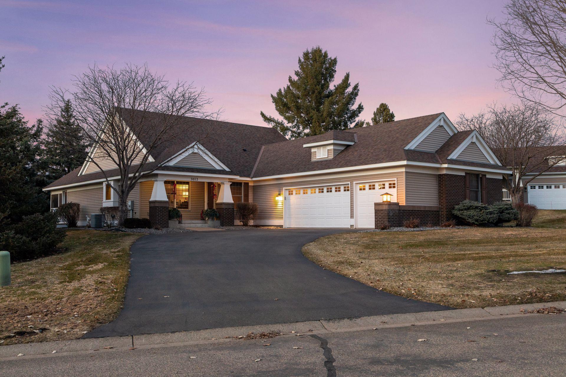 View of Residential at 9813 Wedgewood Circle, Woodbury MN 55125, Woodbury (4 of 63) - Mike Wilen | Minnesota Team Real Estate