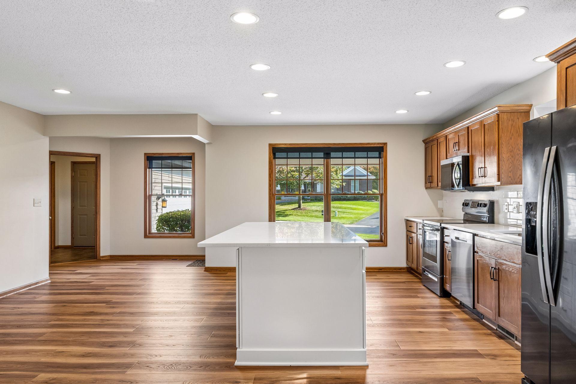 View of Residential at 9813 Wedgewood Circle, Woodbury MN 55125, Woodbury (15 of 63) - Mike Wilen | Minnesota Team Real Estate