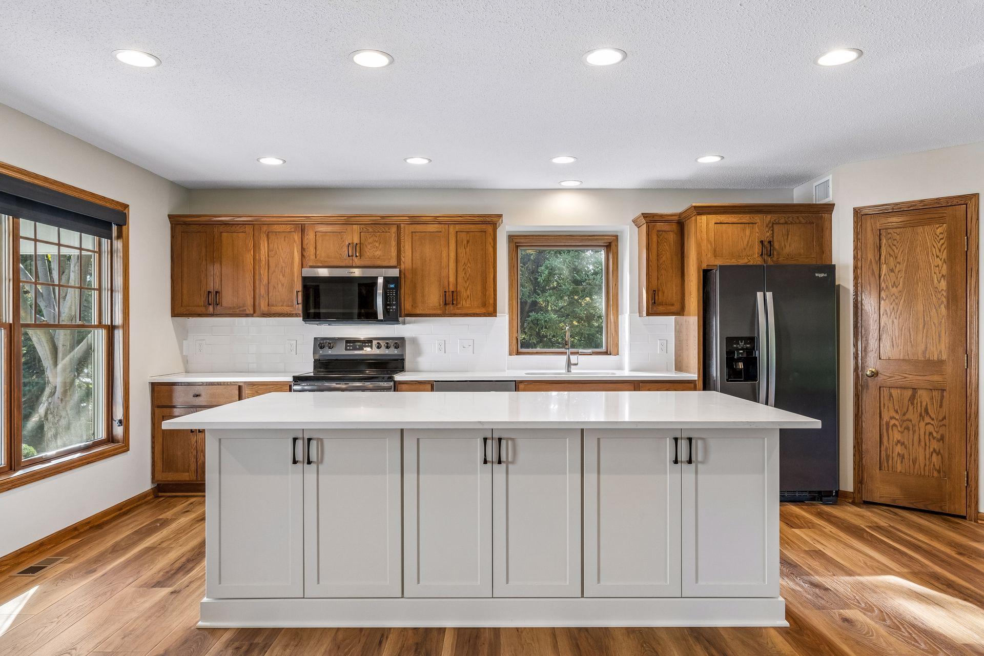 View of Residential at 9813 Wedgewood Circle, Woodbury MN 55125, Woodbury (9 of 63) - Mike Wilen | Minnesota Team Real Estate