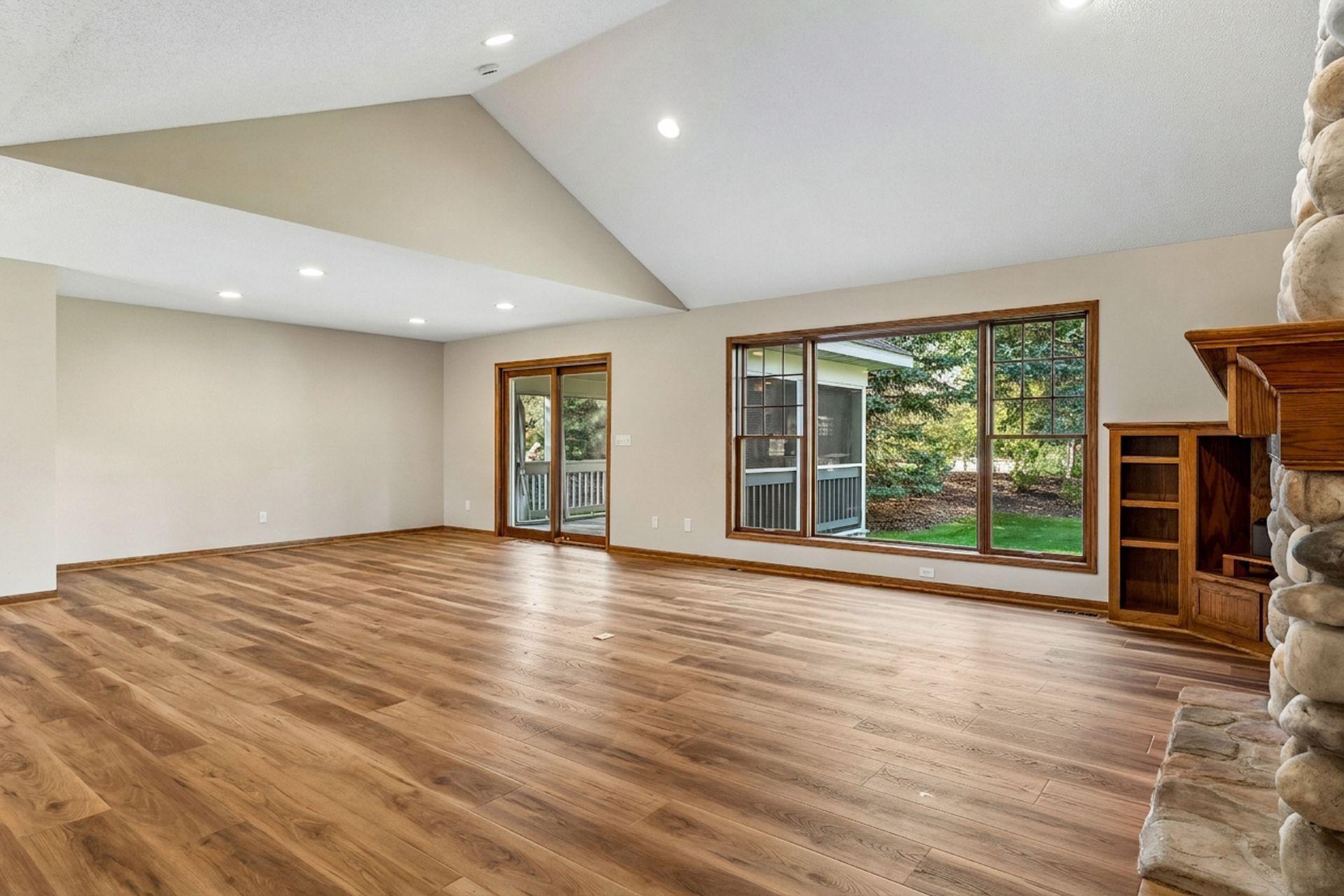 View of Residential at 9813 Wedgewood Circle, Woodbury MN 55125, Woodbury (30 of 63) - Mike Wilen | Minnesota Team Real Estate