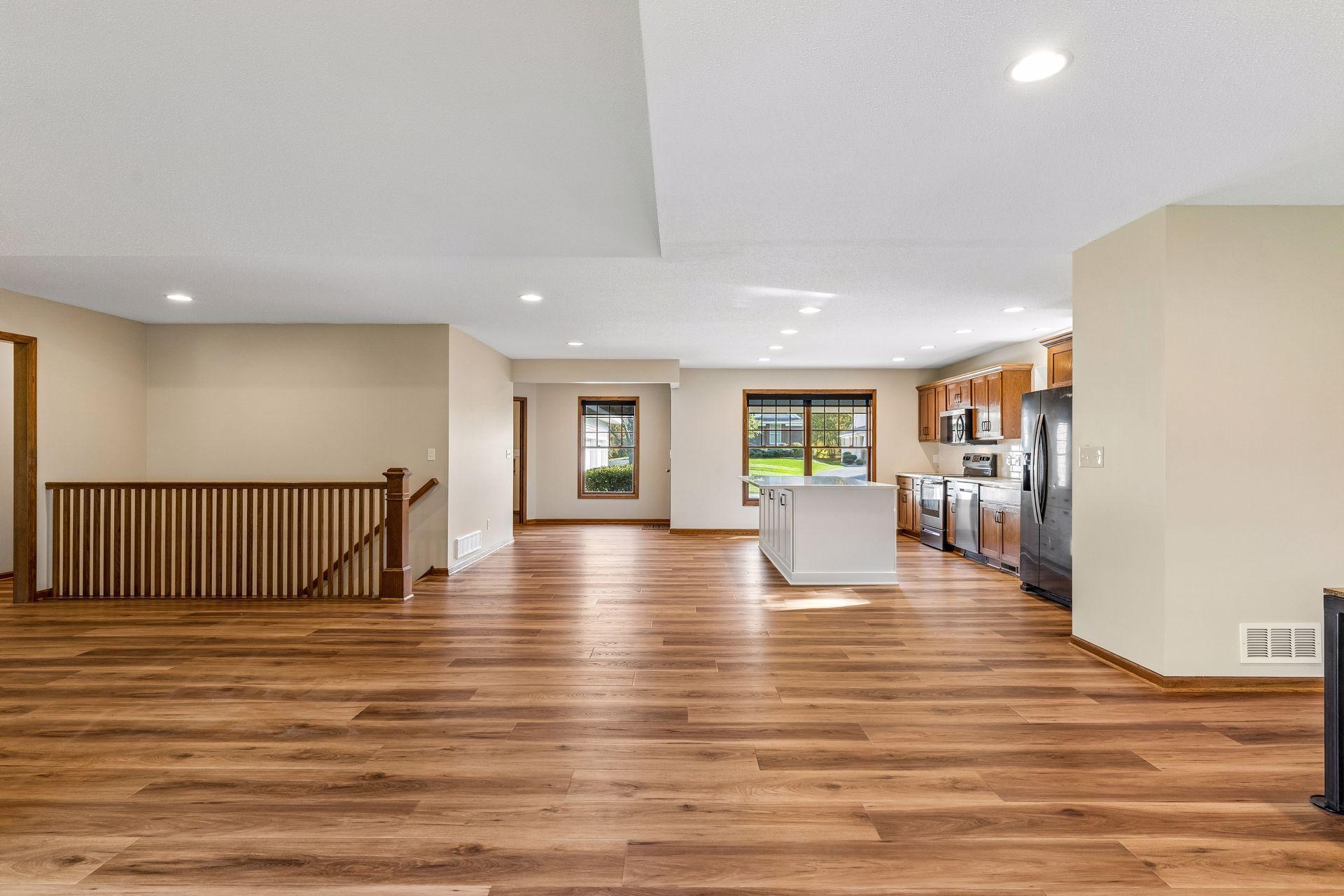 View of Residential at 9813 Wedgewood Circle, Woodbury MN 55125, Woodbury (28 of 63) - Mike Wilen | Minnesota Team Real Estate
