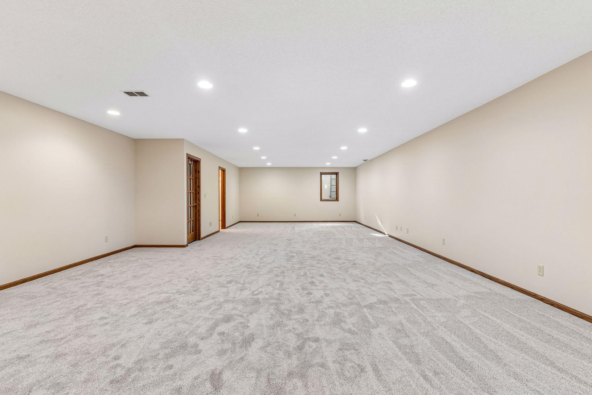 View of Residential at 9813 Wedgewood Circle, Woodbury MN 55125, Woodbury (49 of 63) - Mike Wilen | Minnesota Team Real Estate