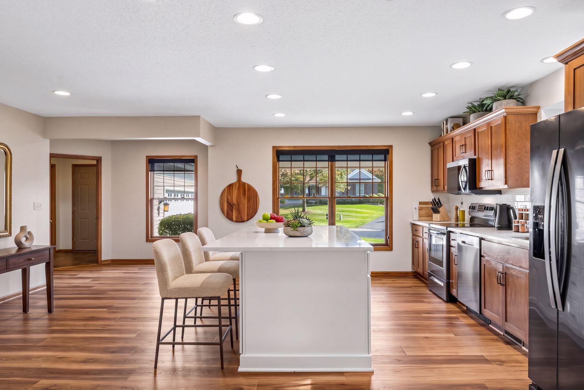 View of Residential at 9813 Wedgewood Circle, Woodbury MN 55125, Woodbury (18 of 63) - Mike Wilen | Minnesota Team Real Estate