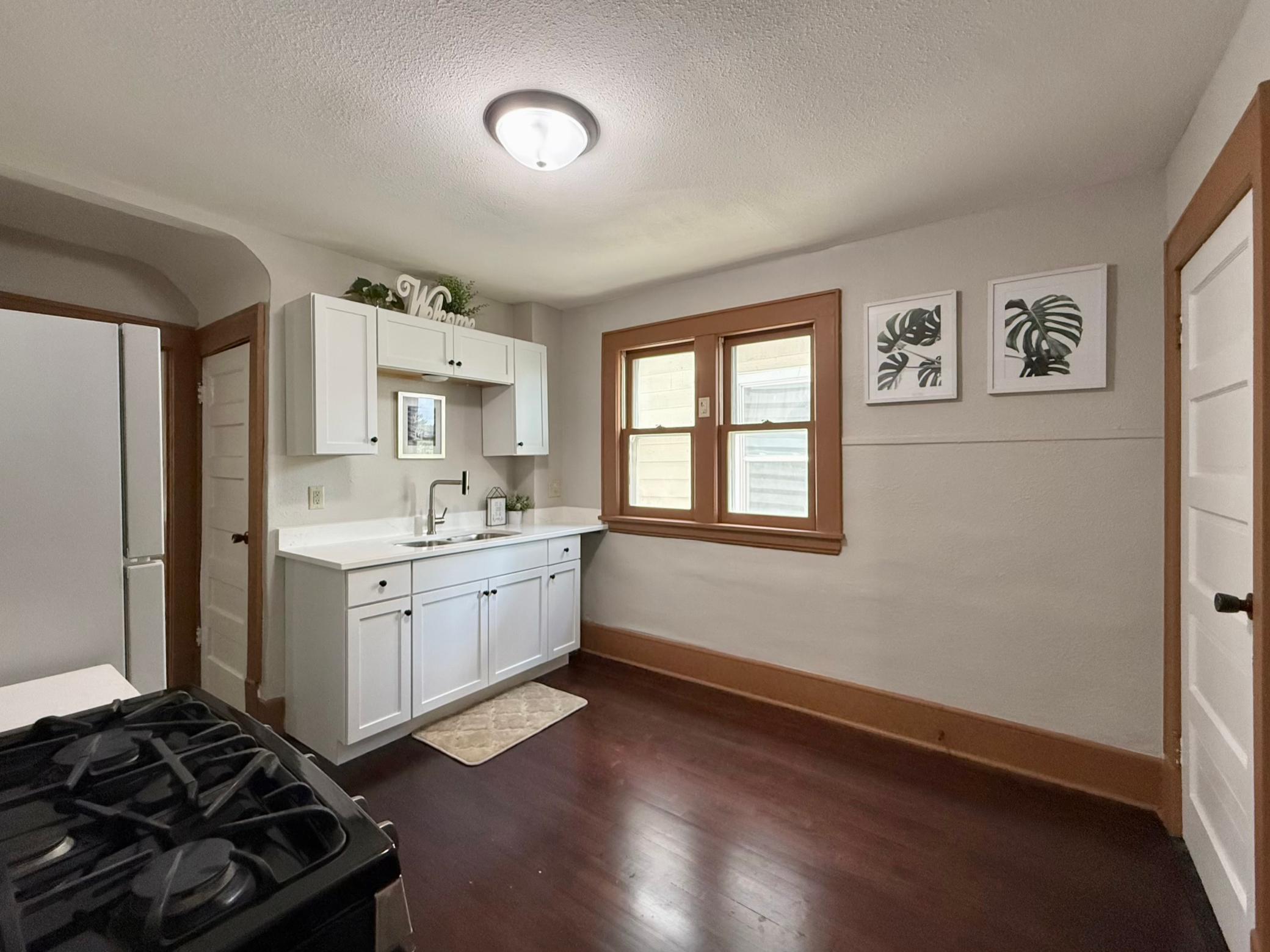View of Residential at 324 Topping Street, Saint Paul MN 55117, Saint Paul (11 of 25) - Mike Wilen | Minnesota Team Real Estate