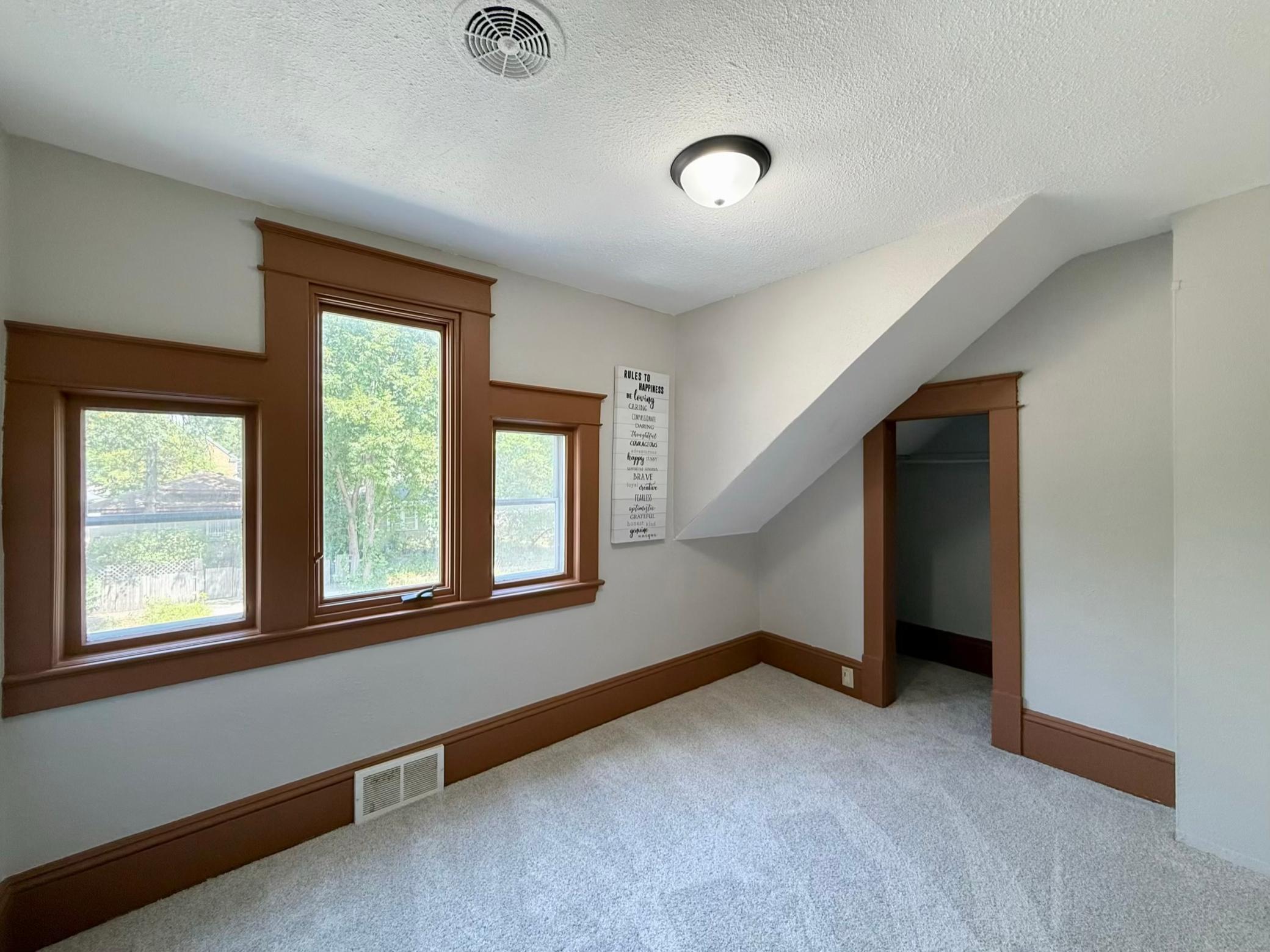 View of Residential at 324 Topping Street, Saint Paul MN 55117, Saint Paul (16 of 25) - Mike Wilen | Minnesota Team Real Estate