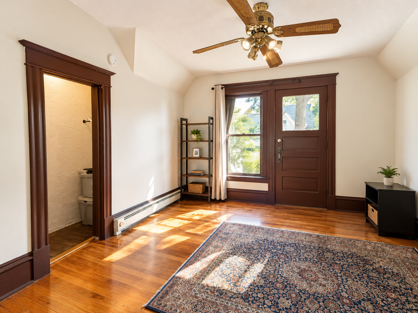 View of Residential Income at 4049 Girard Avenue, Minneapolis MN 55412, Minneapolis (16 of 27) - Mike Wilen | Minnesota Team Real Estate