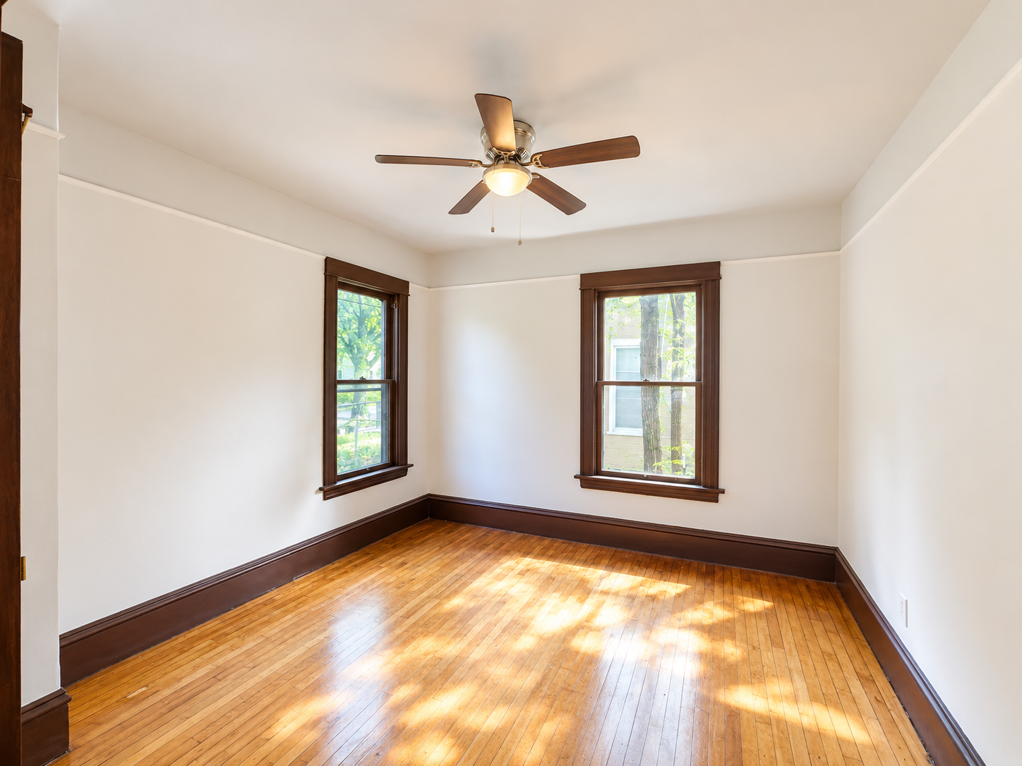 View of Residential Income at 4049 Girard Avenue, Minneapolis MN 55412, Minneapolis (11 of 27) - Mike Wilen | Minnesota Team Real Estate