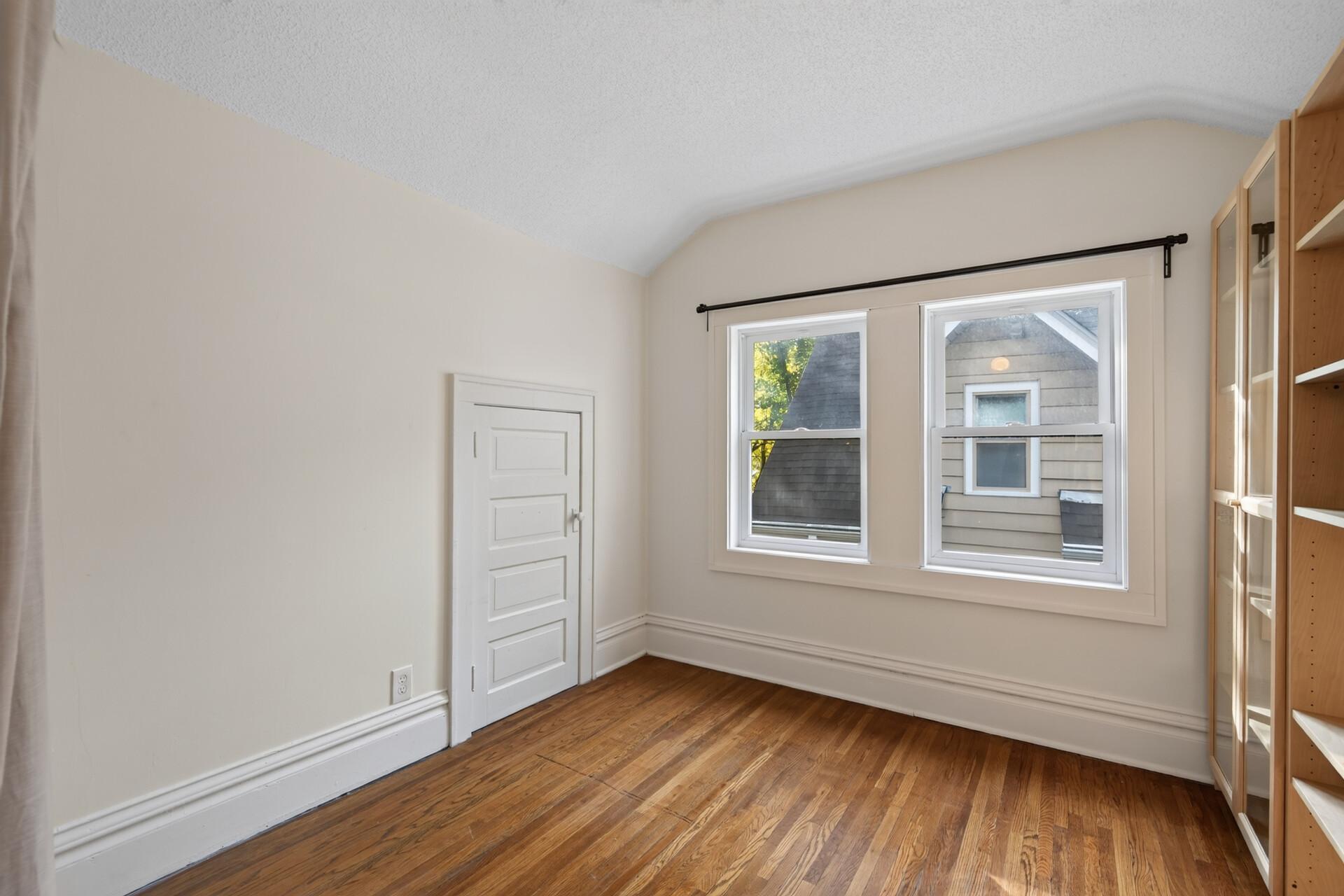 View of Residential at 4151 2nd Avenue, Minneapolis MN 55409, Minneapolis (22 of 29) - Mike Wilen | Minnesota Team Real Estate