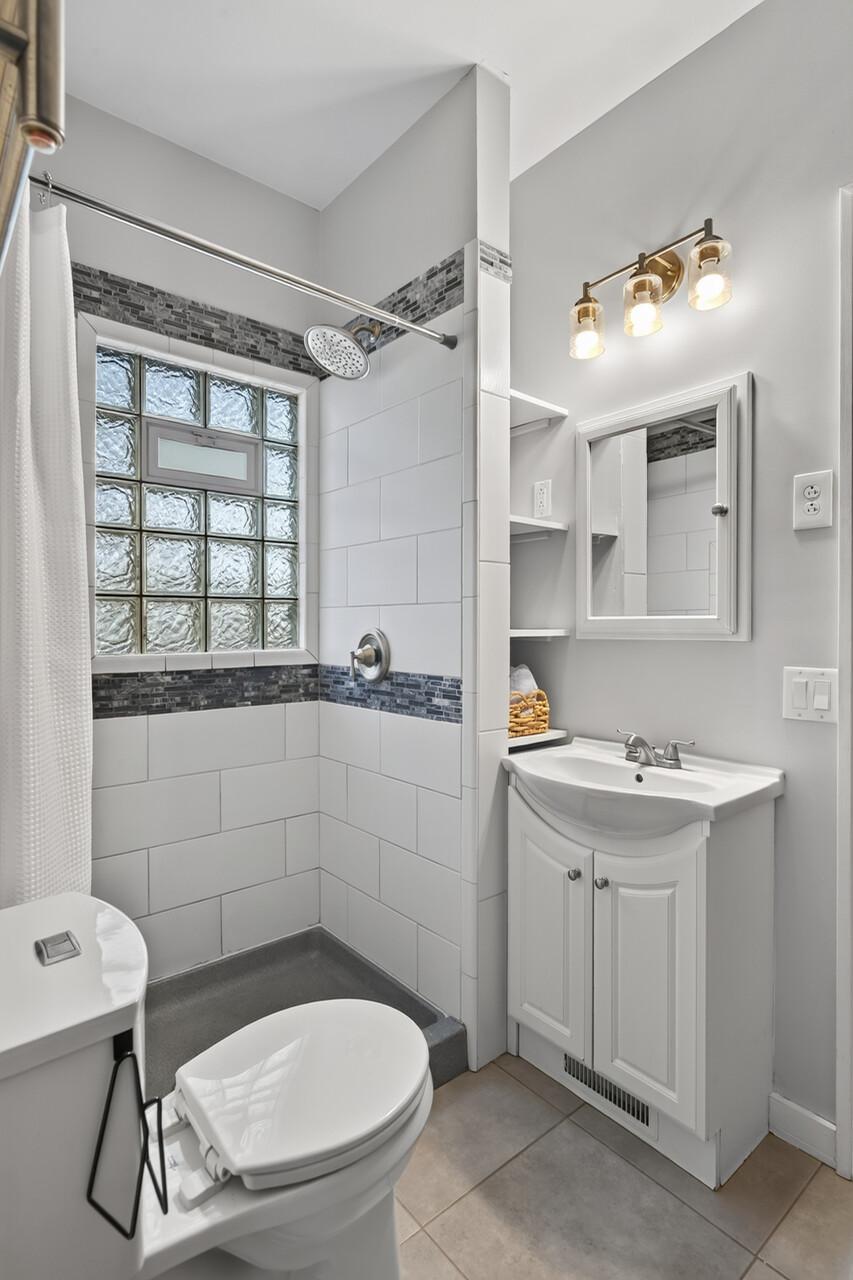 View of Residential at 4151 2nd Avenue, Minneapolis MN 55409, Minneapolis (16 of 29) - Mike Wilen | Minnesota Team Real Estate