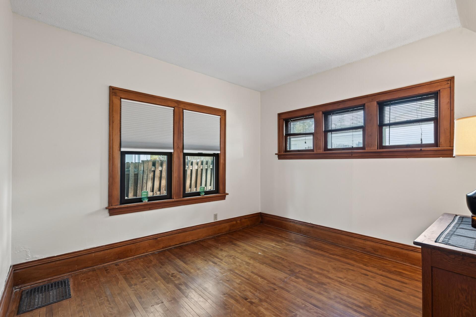 View of Residential at 4151 2nd Avenue, Minneapolis MN 55409, Minneapolis (15 of 29) - Mike Wilen | Minnesota Team Real Estate